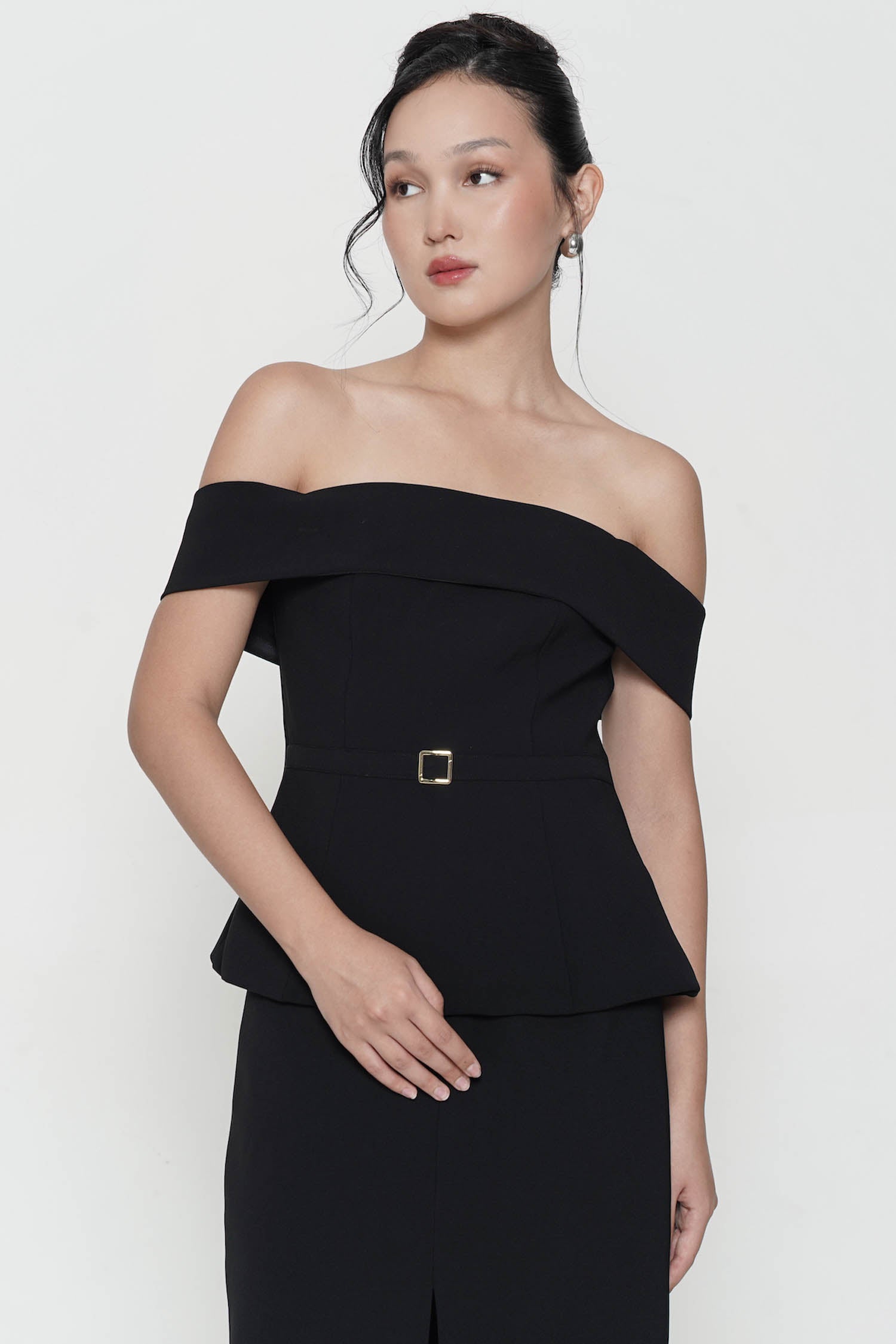 Styx Off-Shoulder Top In Black (1 LEFT)