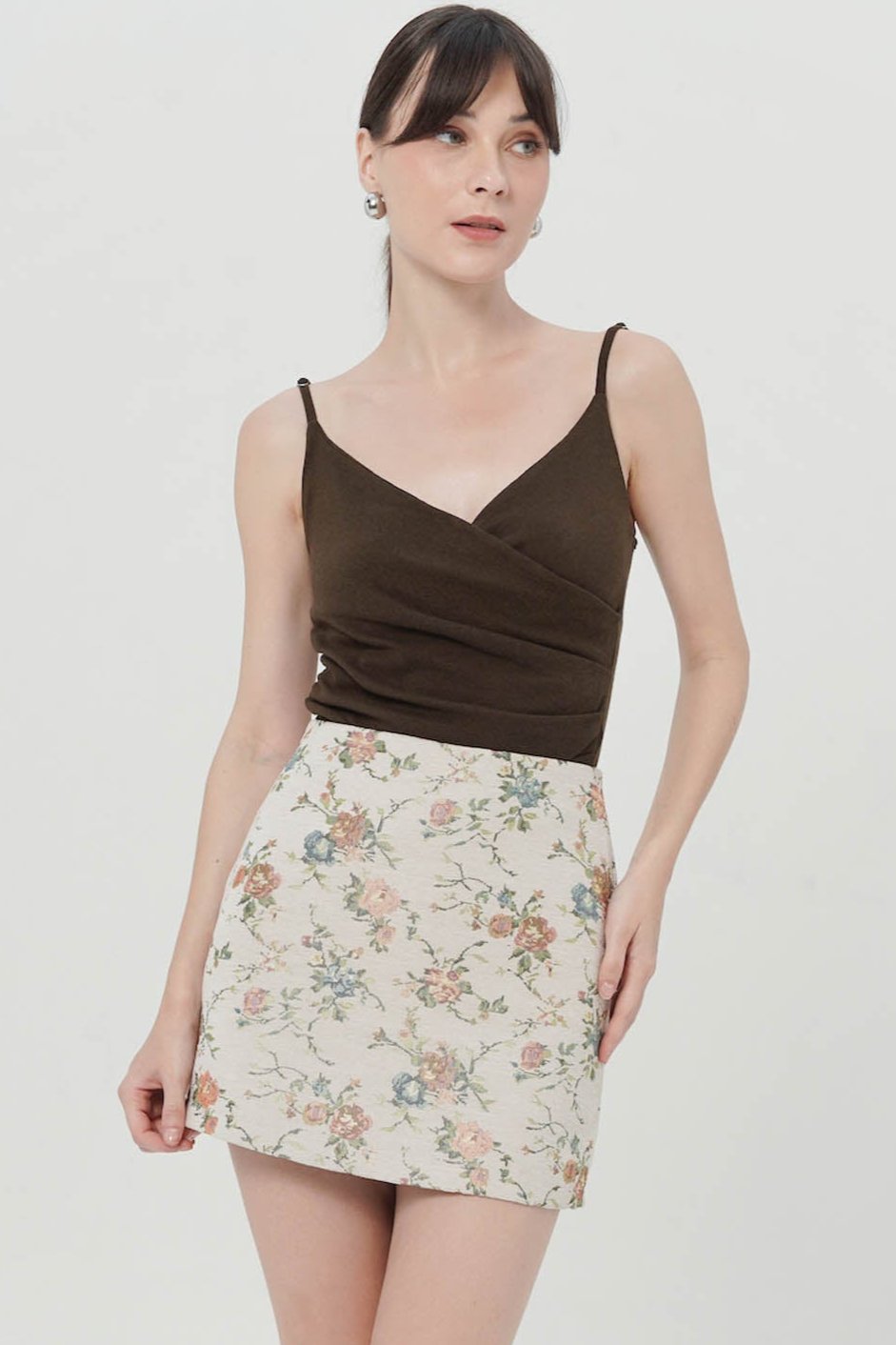 Nilou Floral-Print Mini Skort In Creme