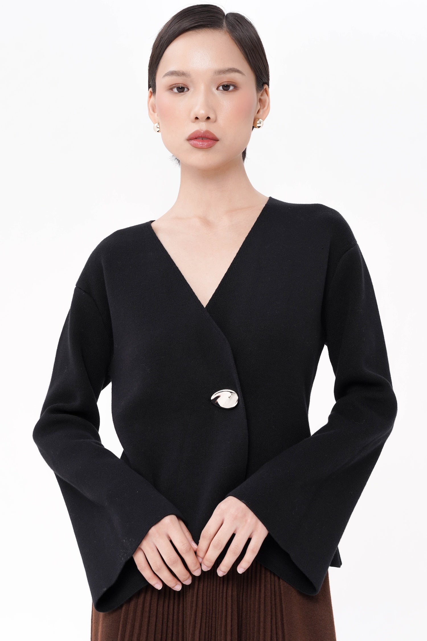 Zaina Wrap Cardigan In Black