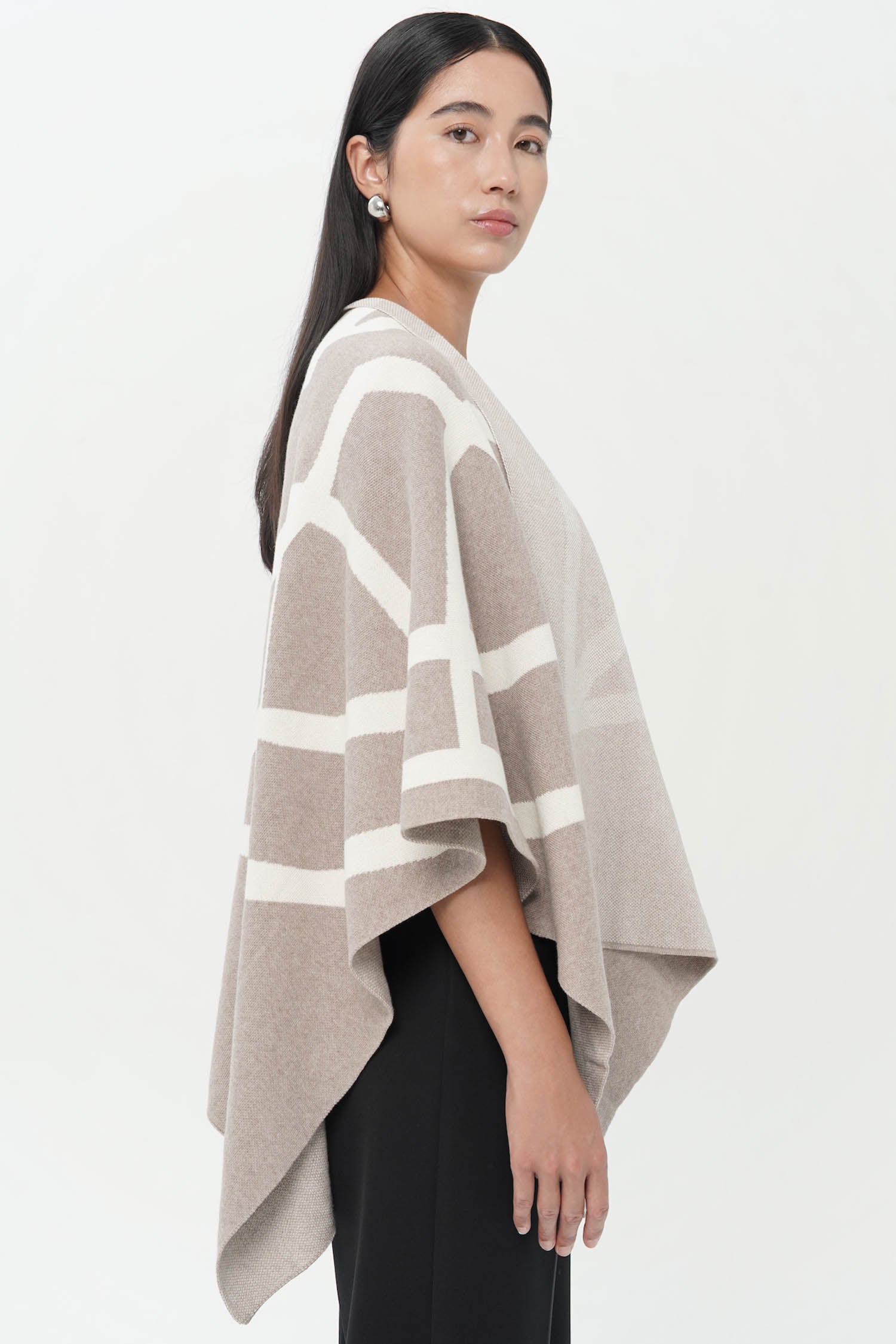 Kavish Cape Shawl In Nude