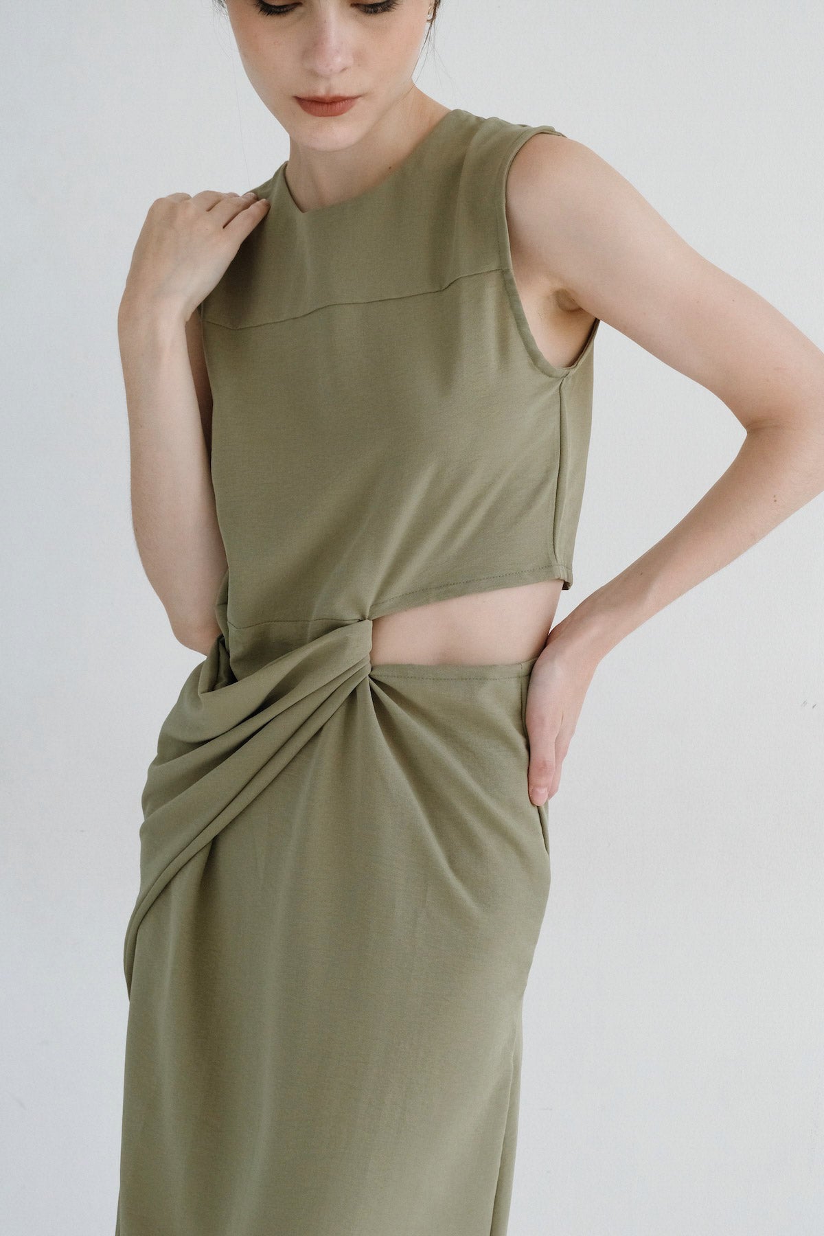 Ava Dress In Moss (Left 2S,1M)