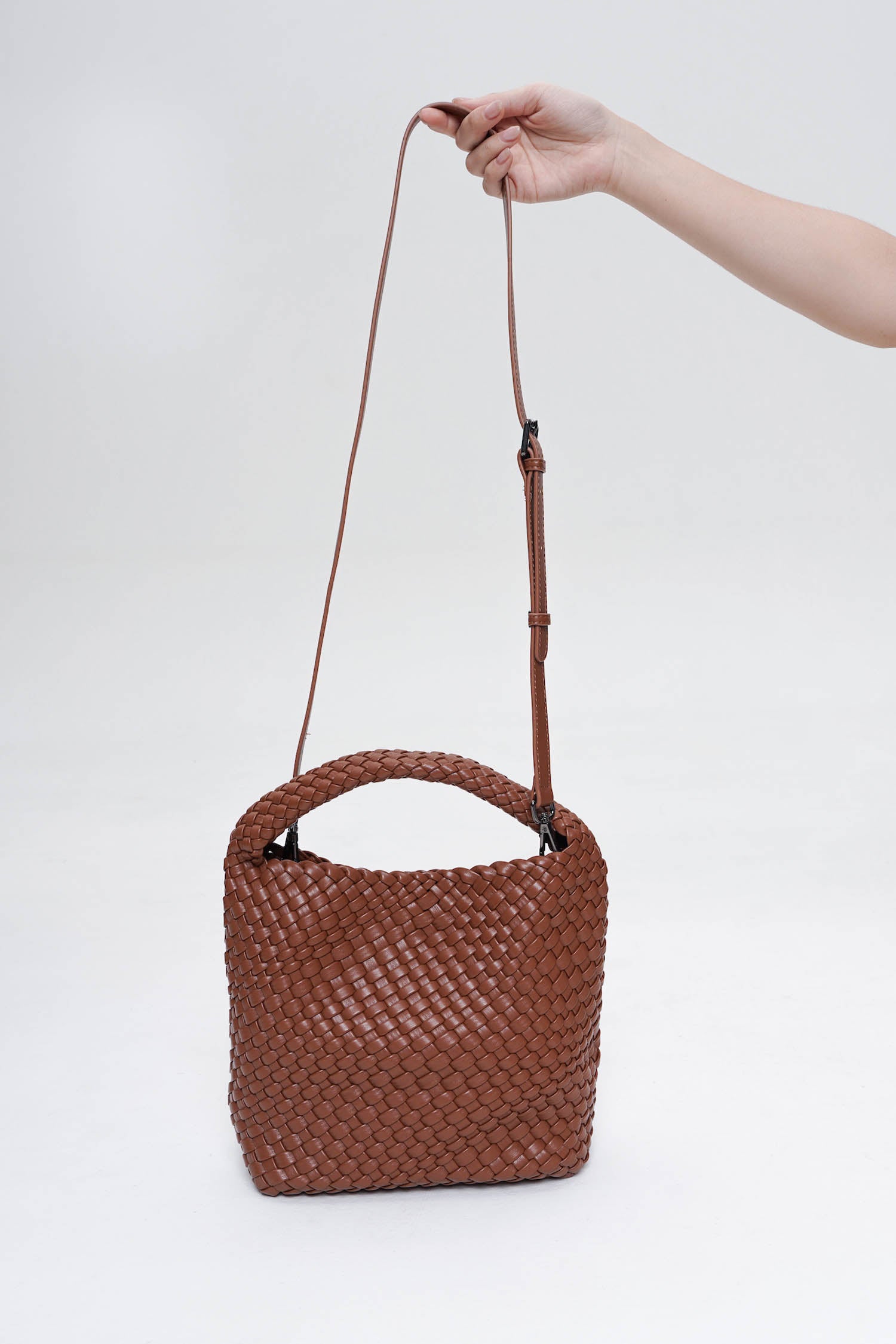 Cleo Tote In Brown