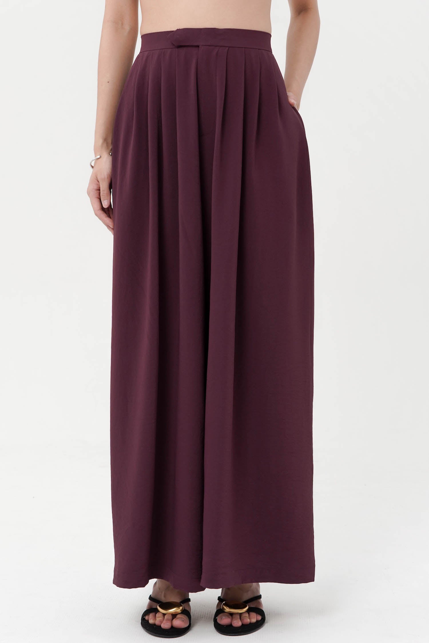 Nerida Trousers In Burgundy