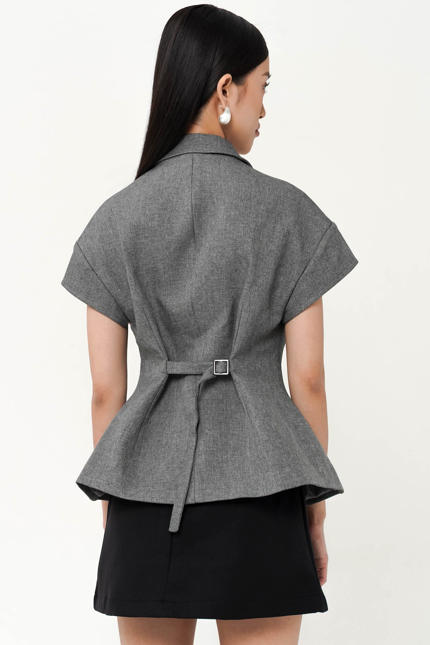 Gracen Cinched Classic Top In Grey