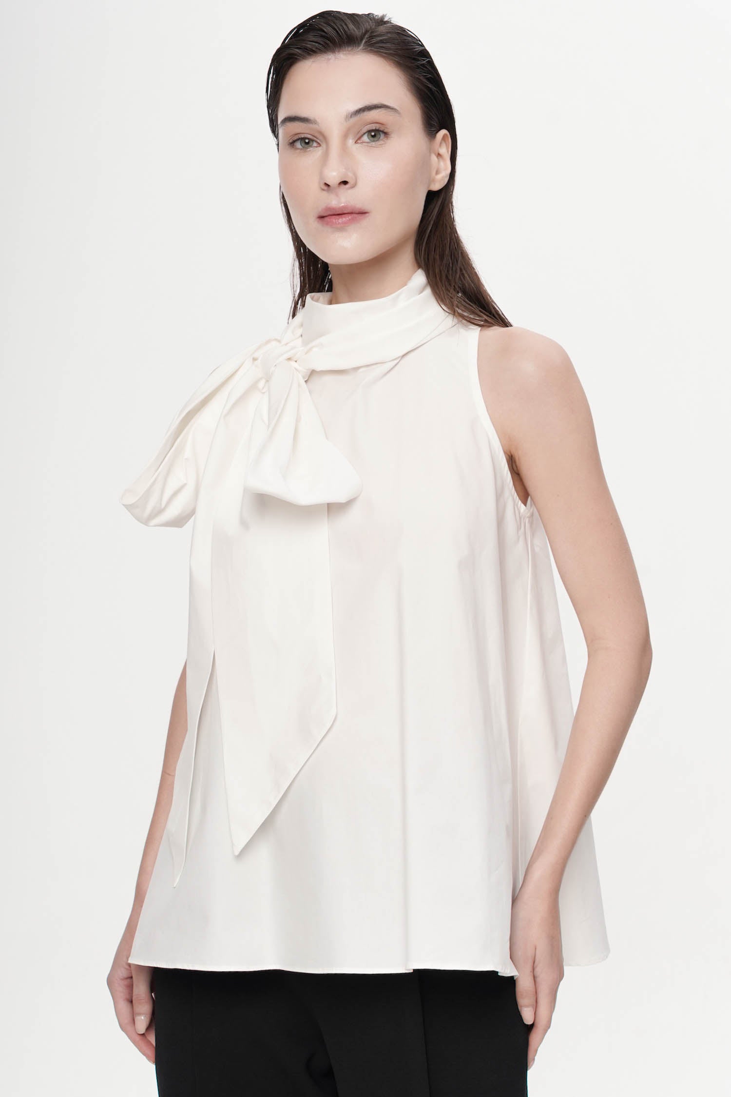 Bow Top In Broken White