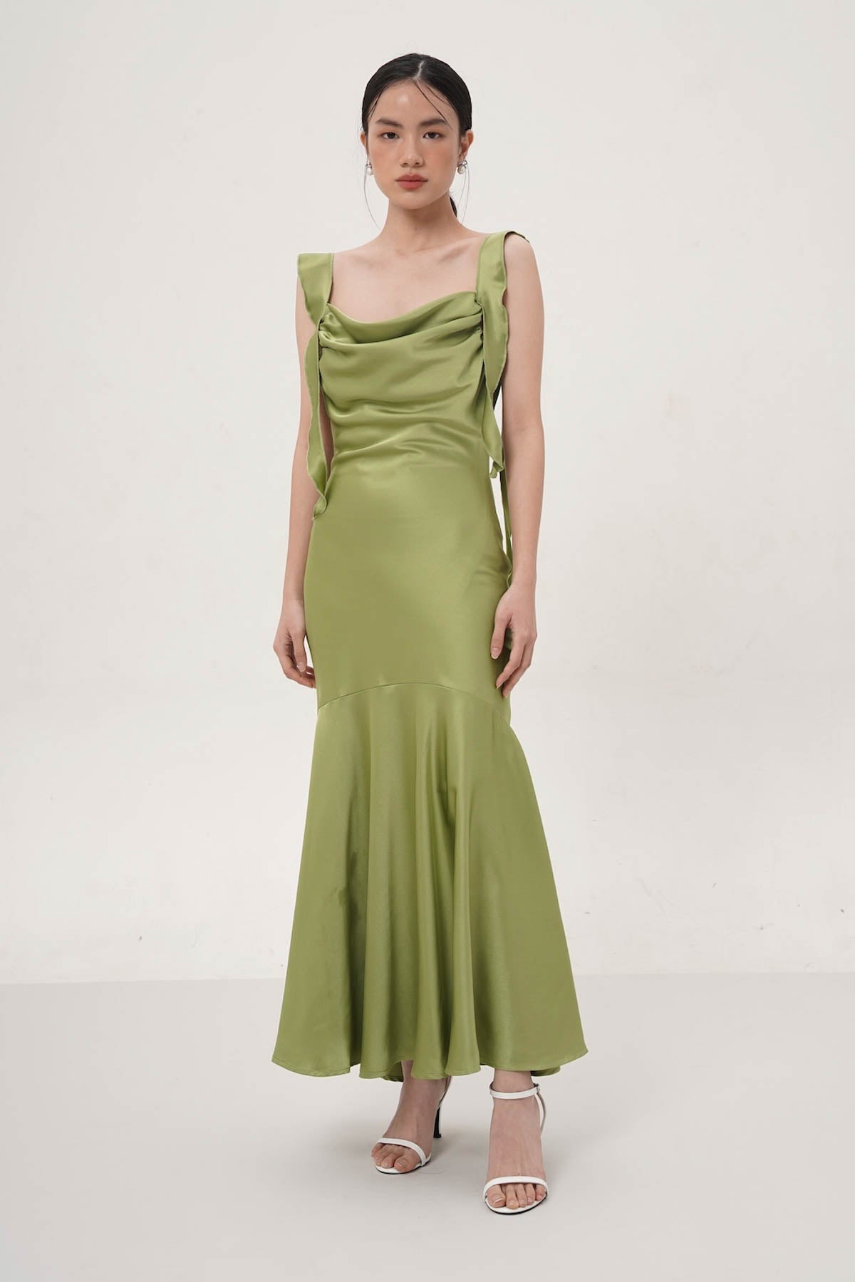 Alecta Maxi Satin Dress In Green