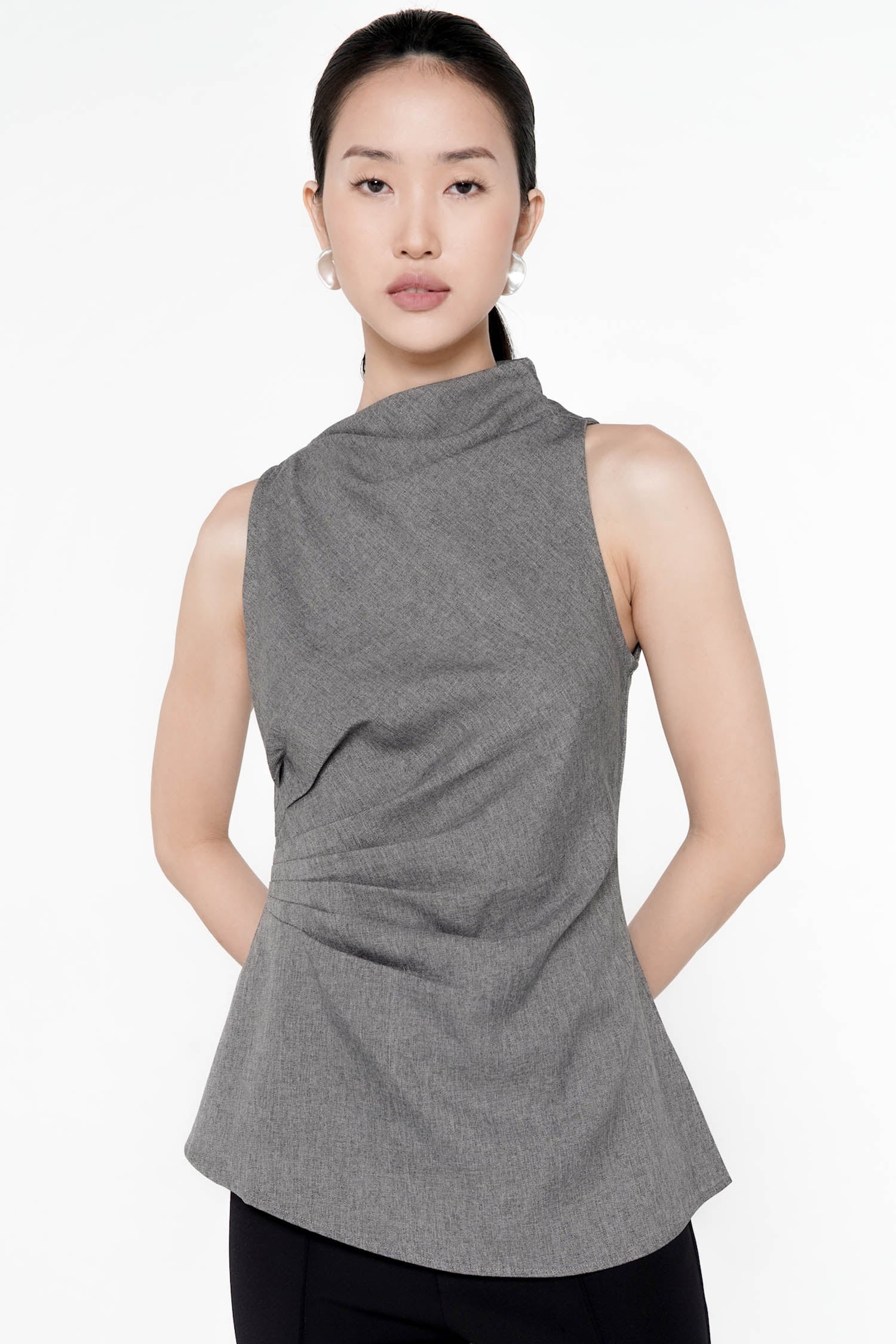 Vailla Cinched Top In Light Grey