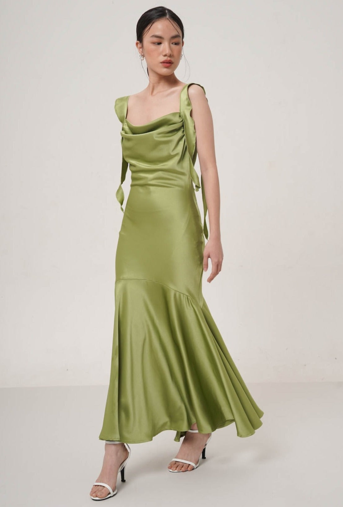 Alecta Maxi Satin Dress In Green