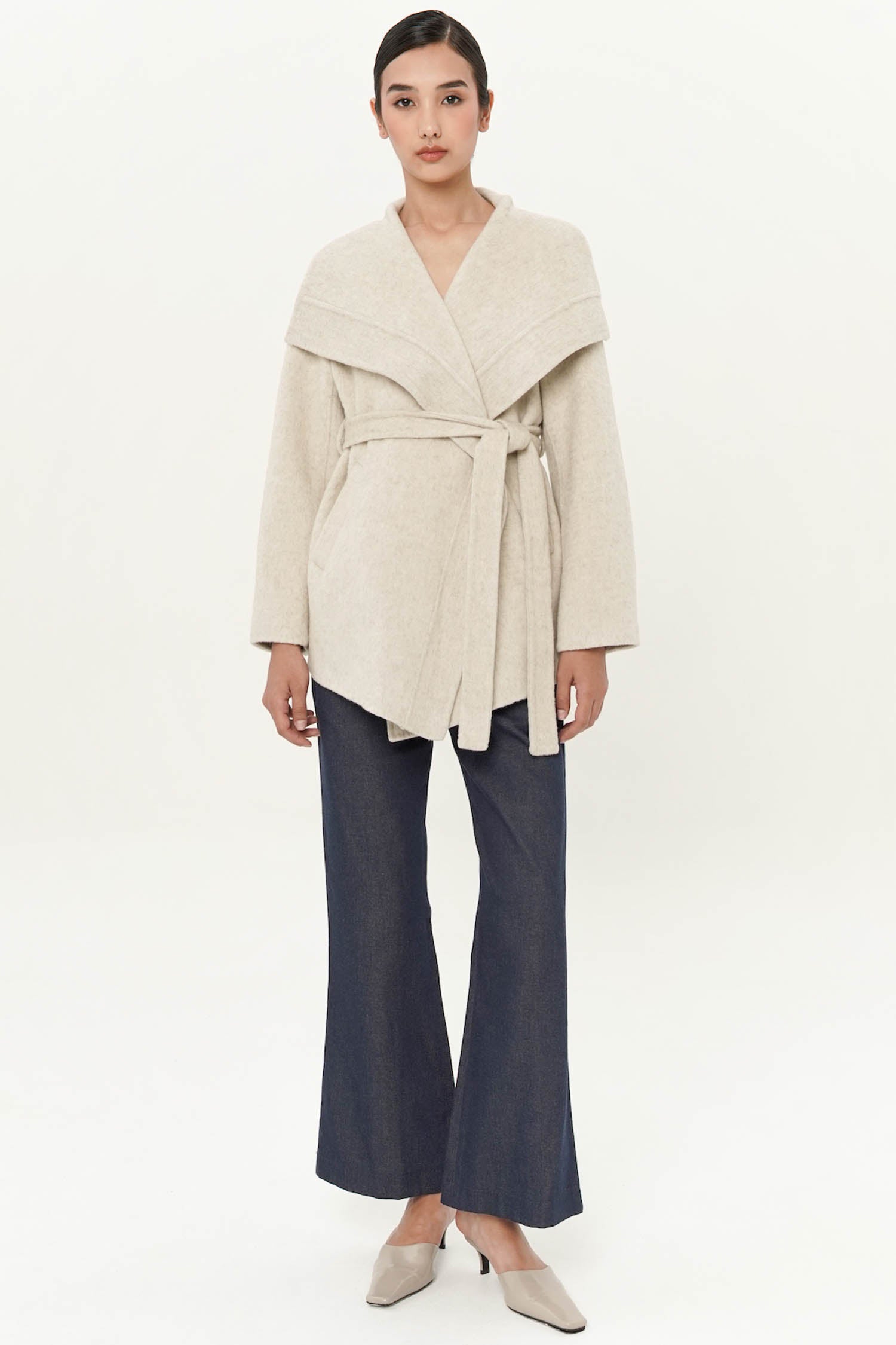 Noten Wool Cascade Short Wrap Coat In Greige Mist