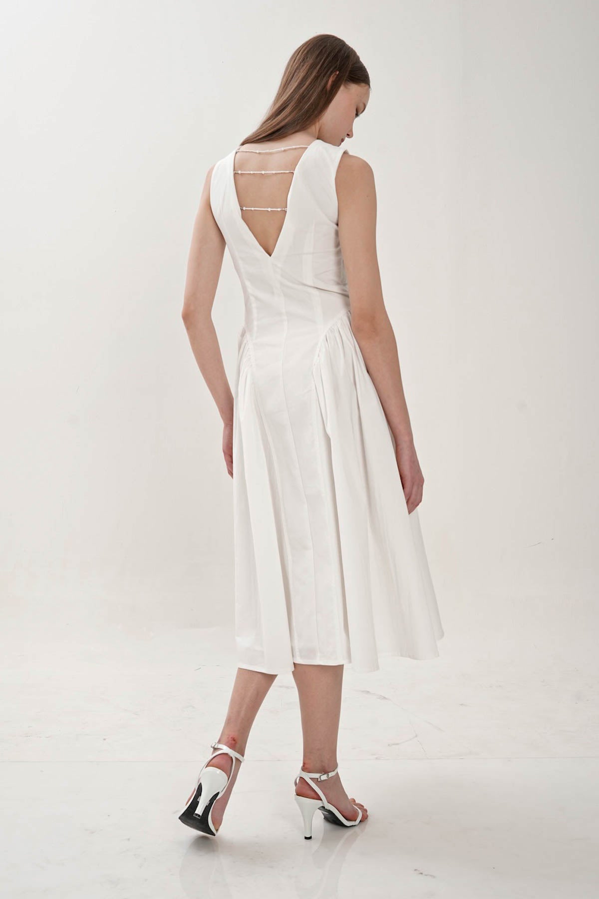 Junia Midi Dress In White