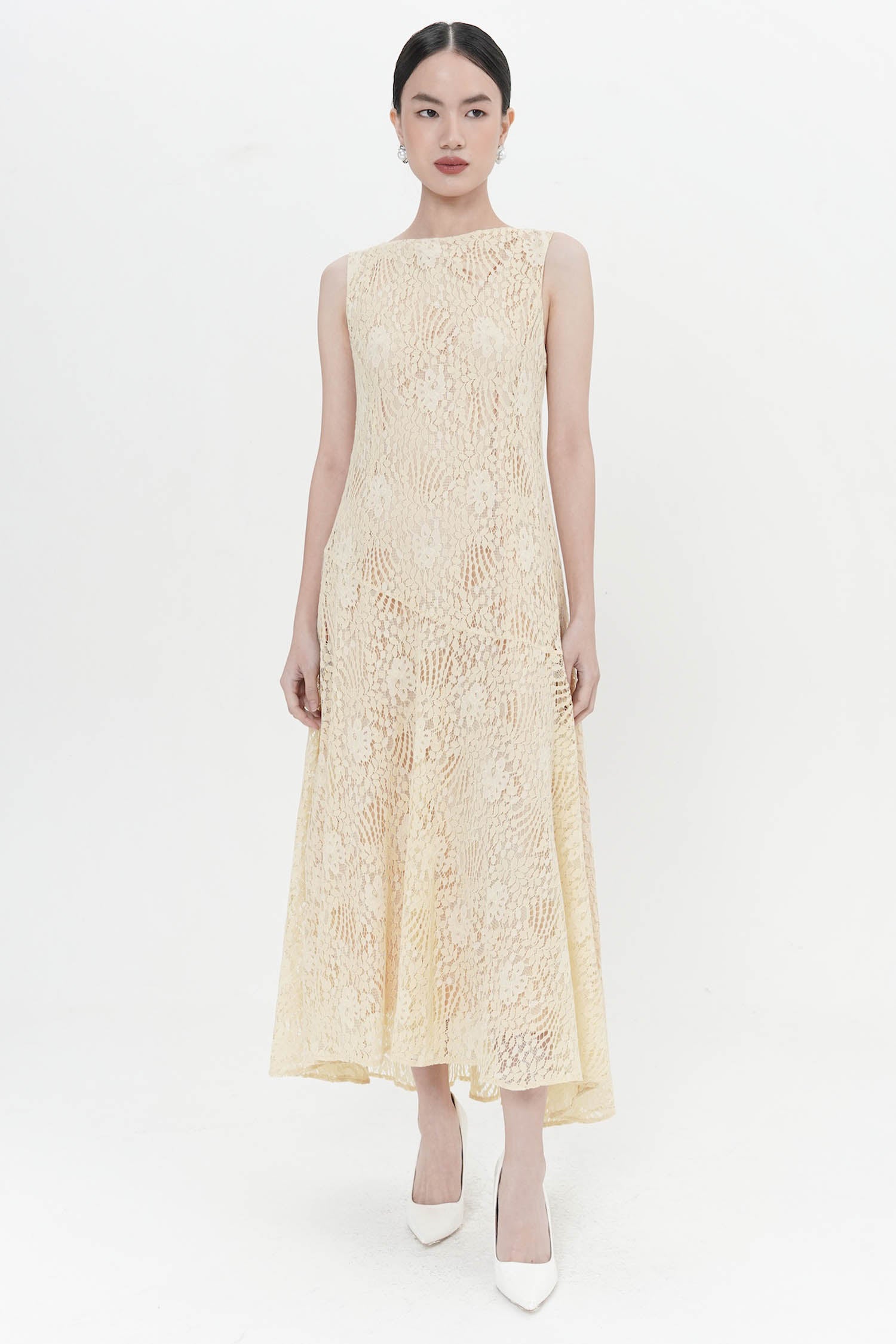 Akino Lace Maxi Dress In Yellow