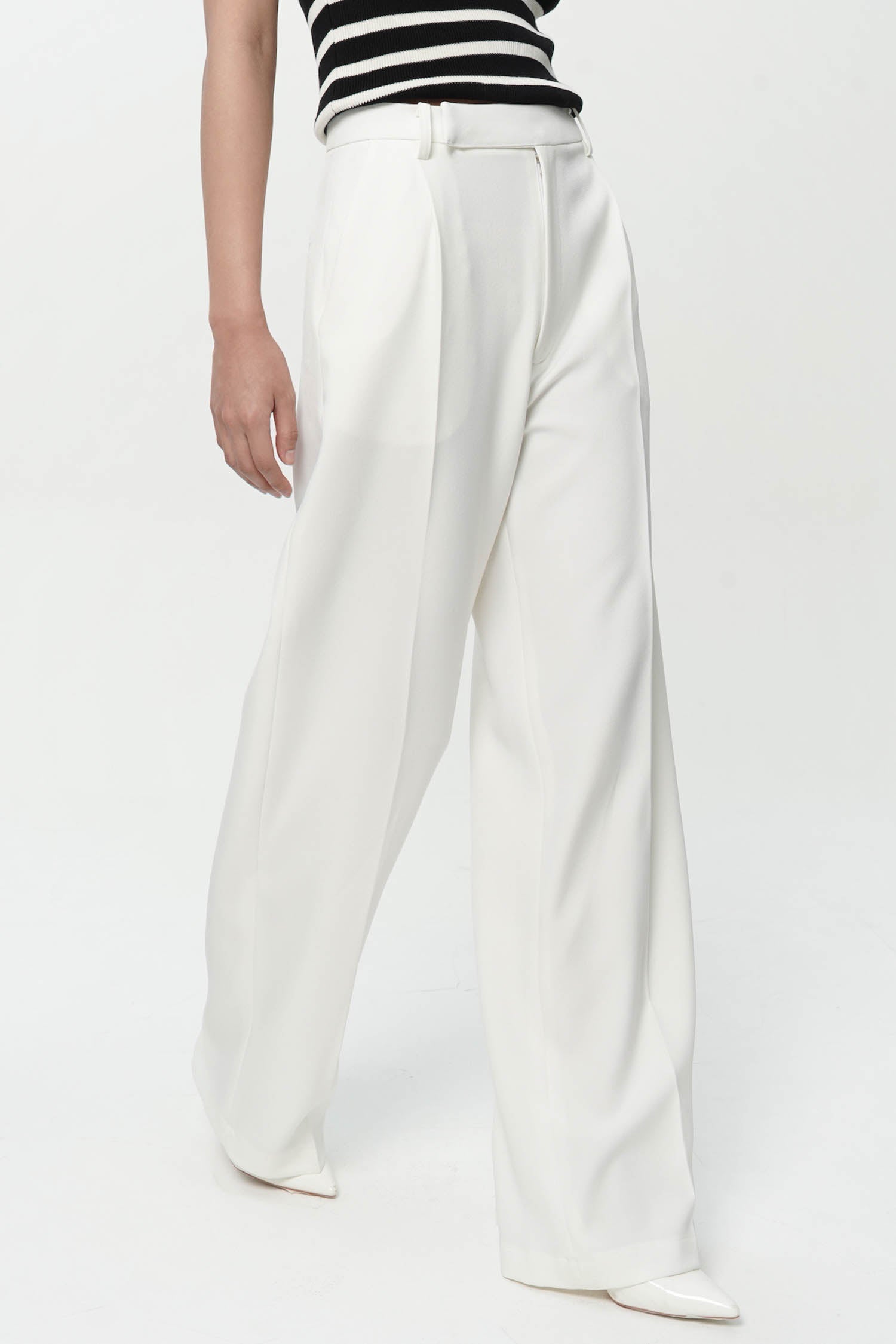 Khaite Wideleg Trouser In White