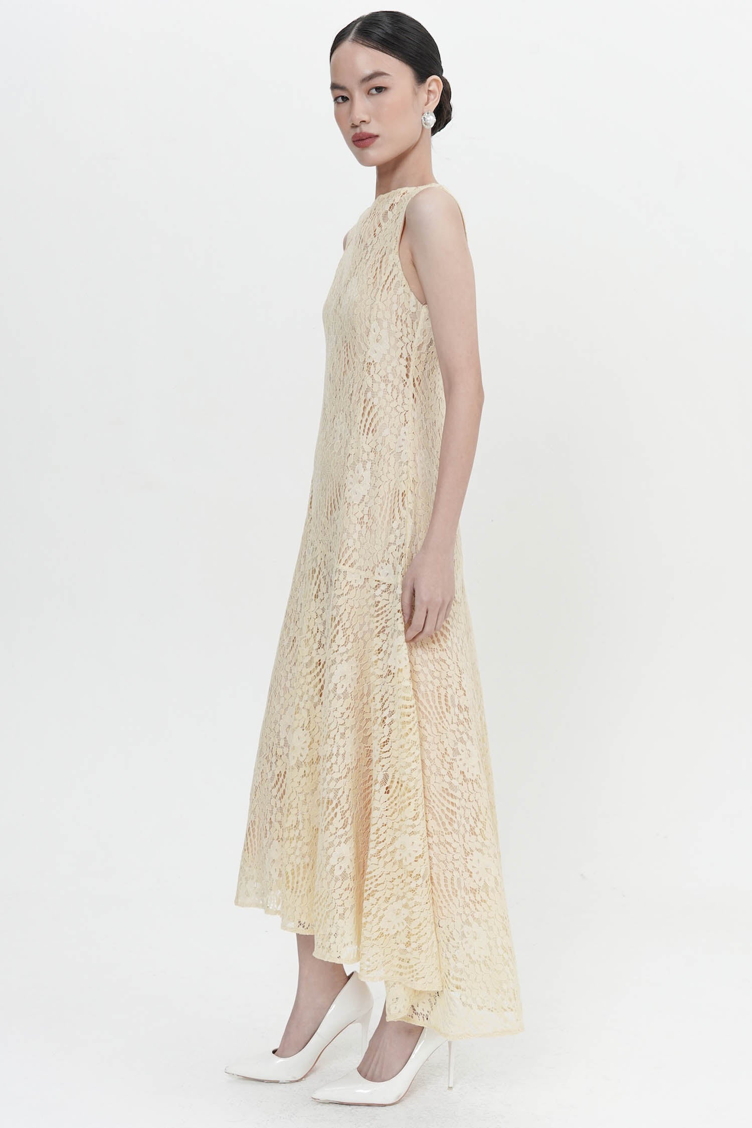 Akino Lace Maxi Dress In Yellow