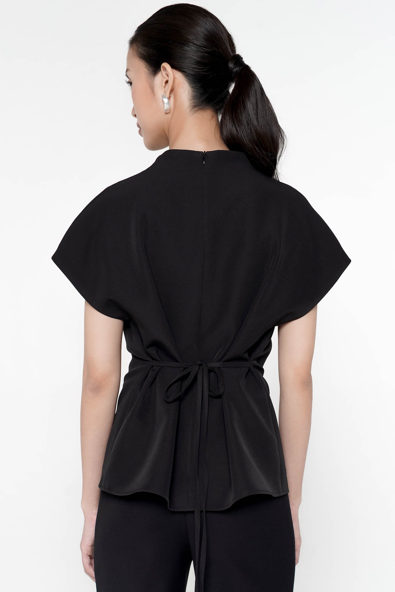 Aurena Drape Top In Black