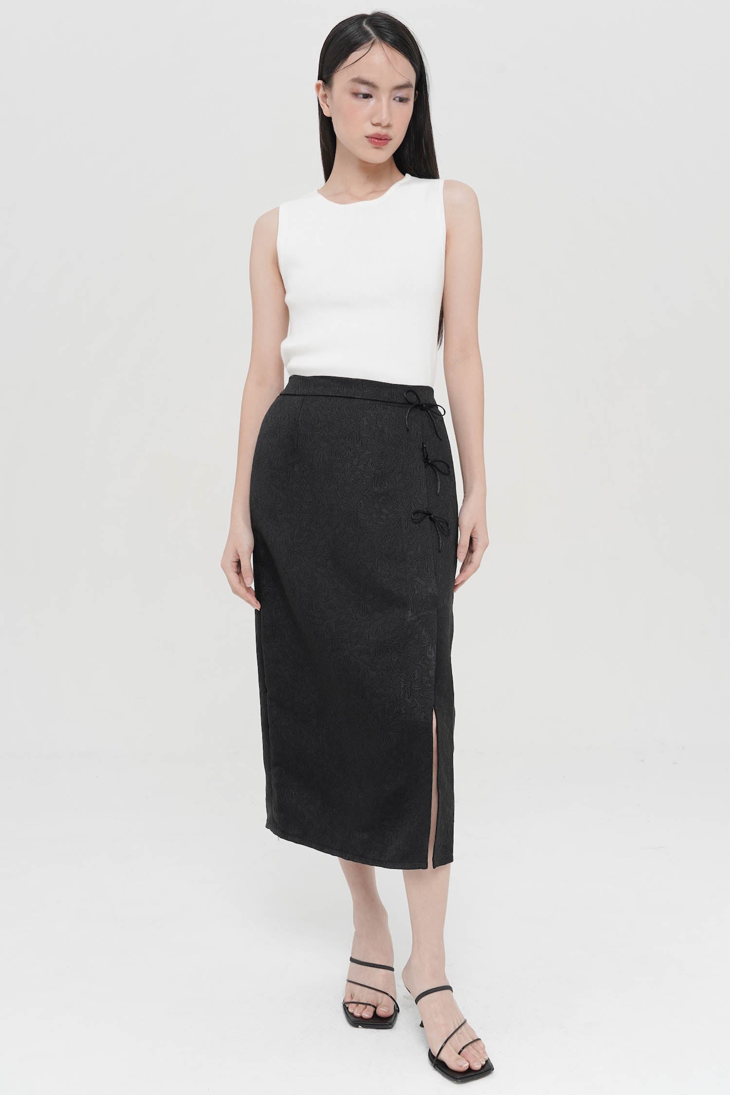 Sei Skirt In Black