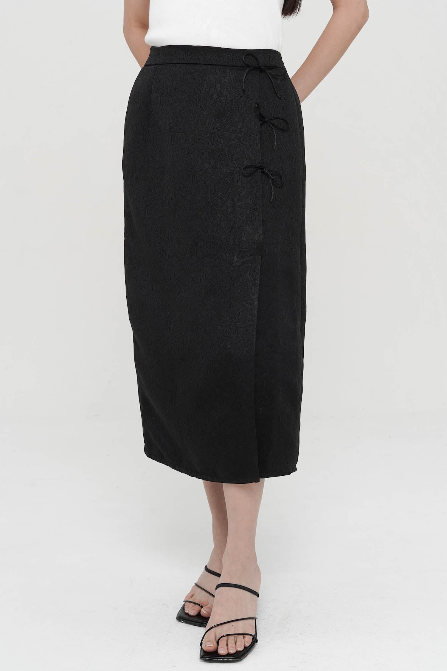 Sei Skirt In Black