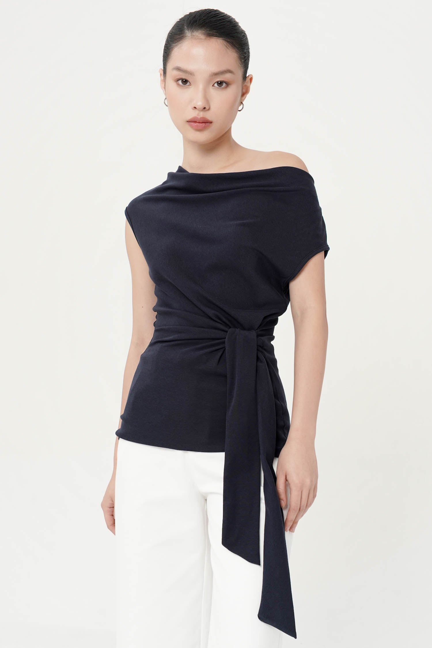 Sutton Top In Navy