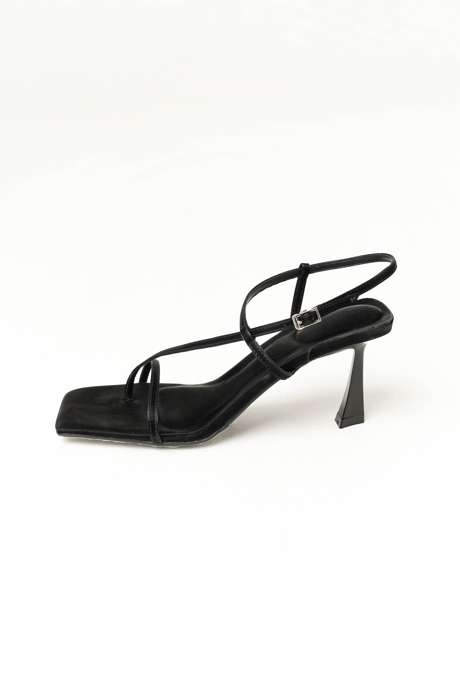 Twinna Heeled Sandal In Black