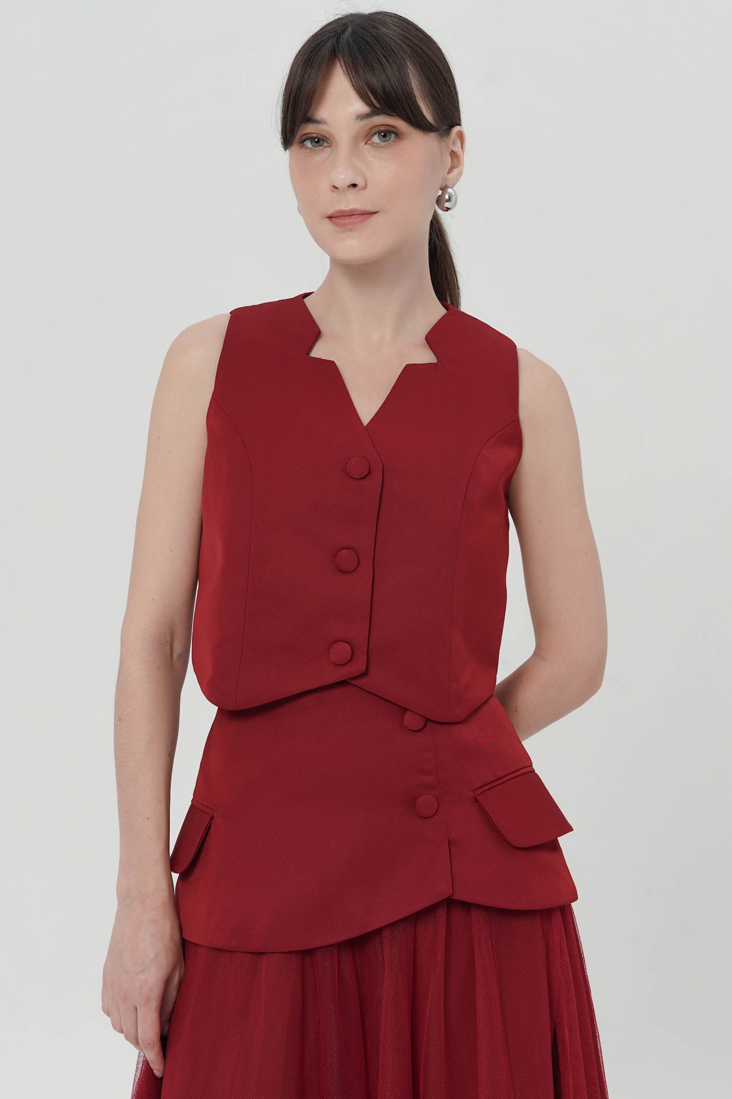 Liftia Vest in Maroon