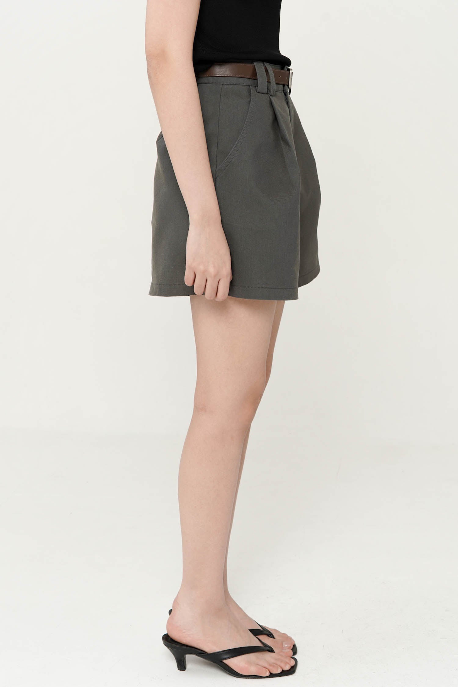 Crocetta Shorts In Grey