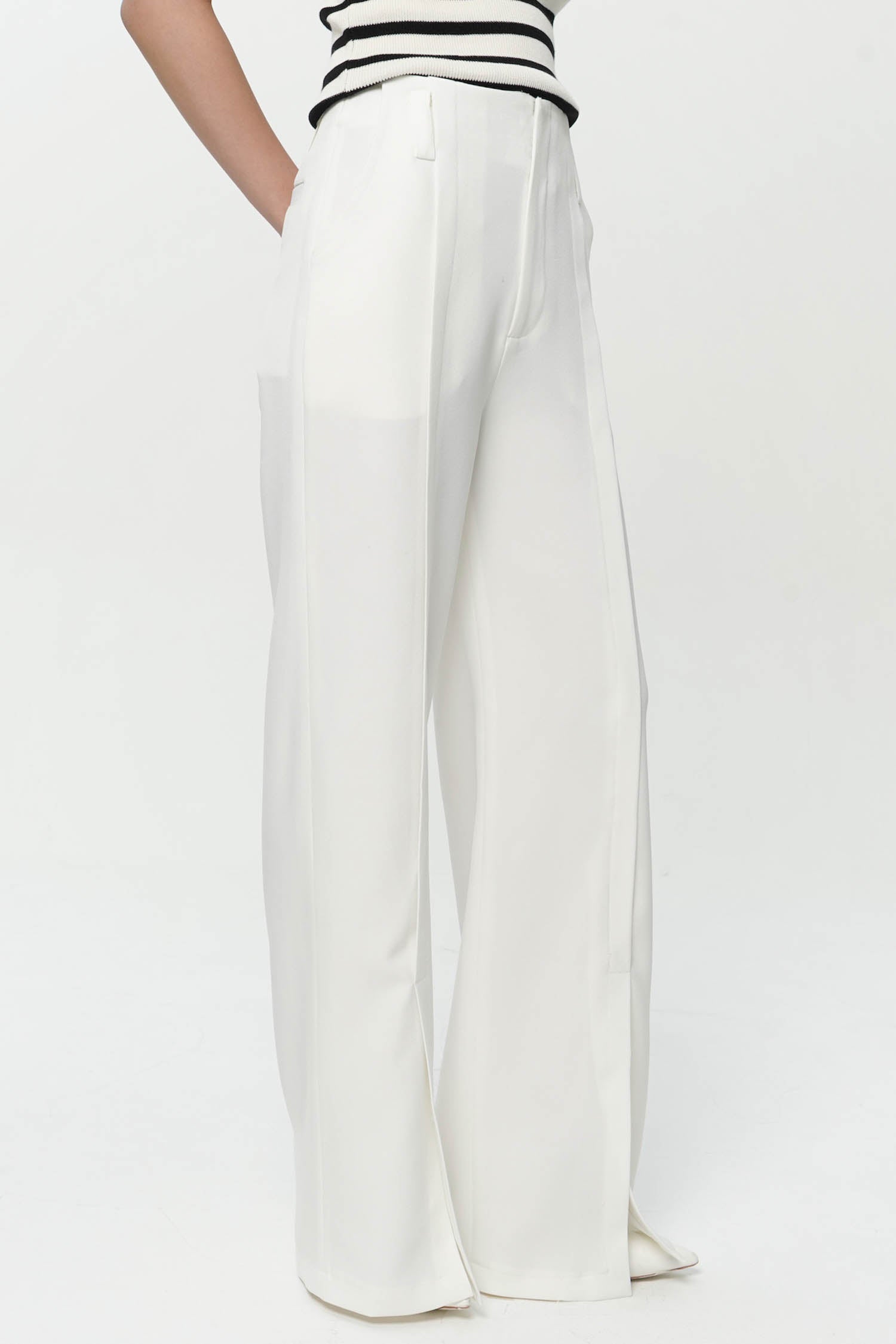 Andiamo Slit Trouser In White