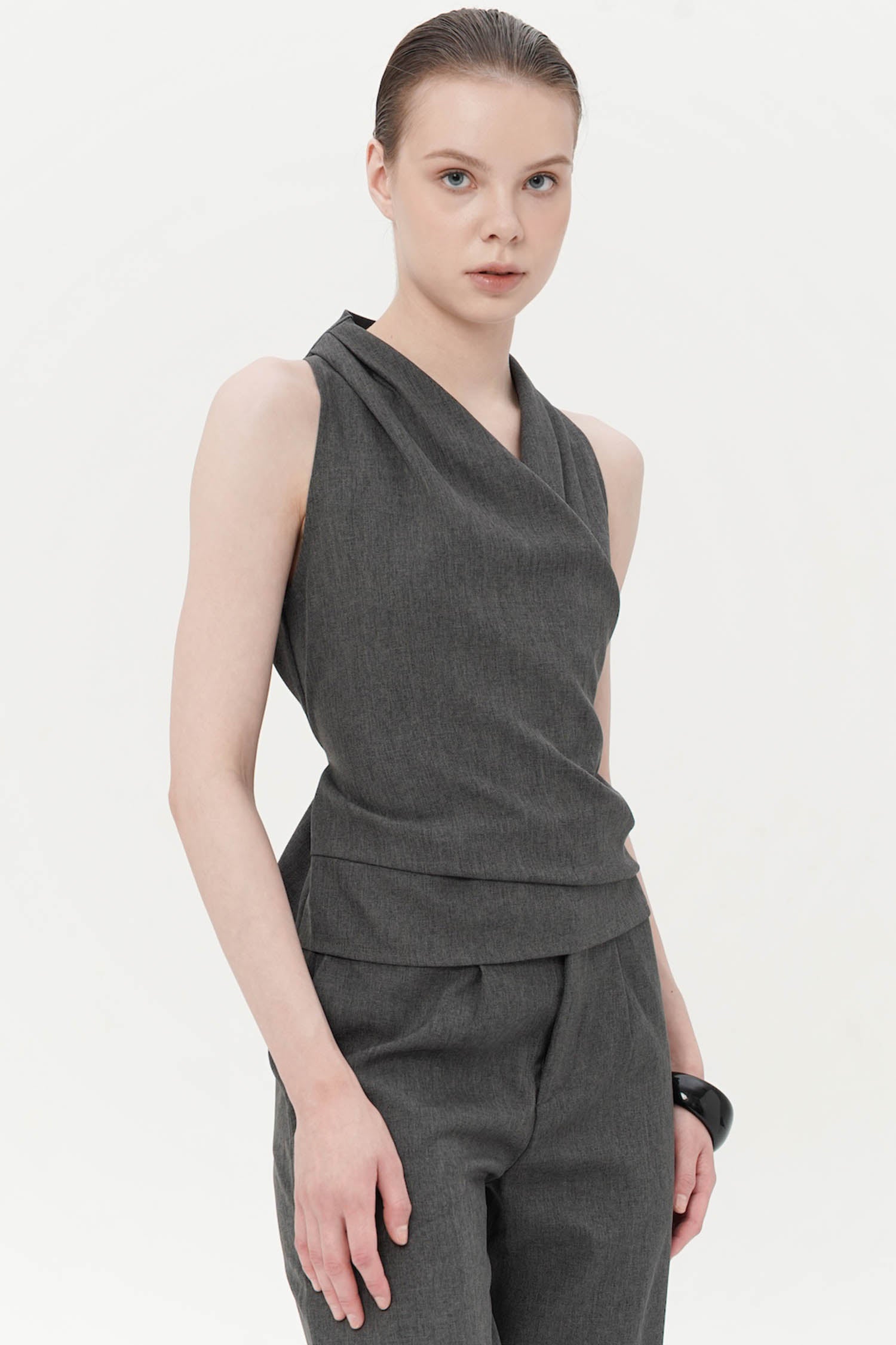 Pine Wrap Top In Dark Grey