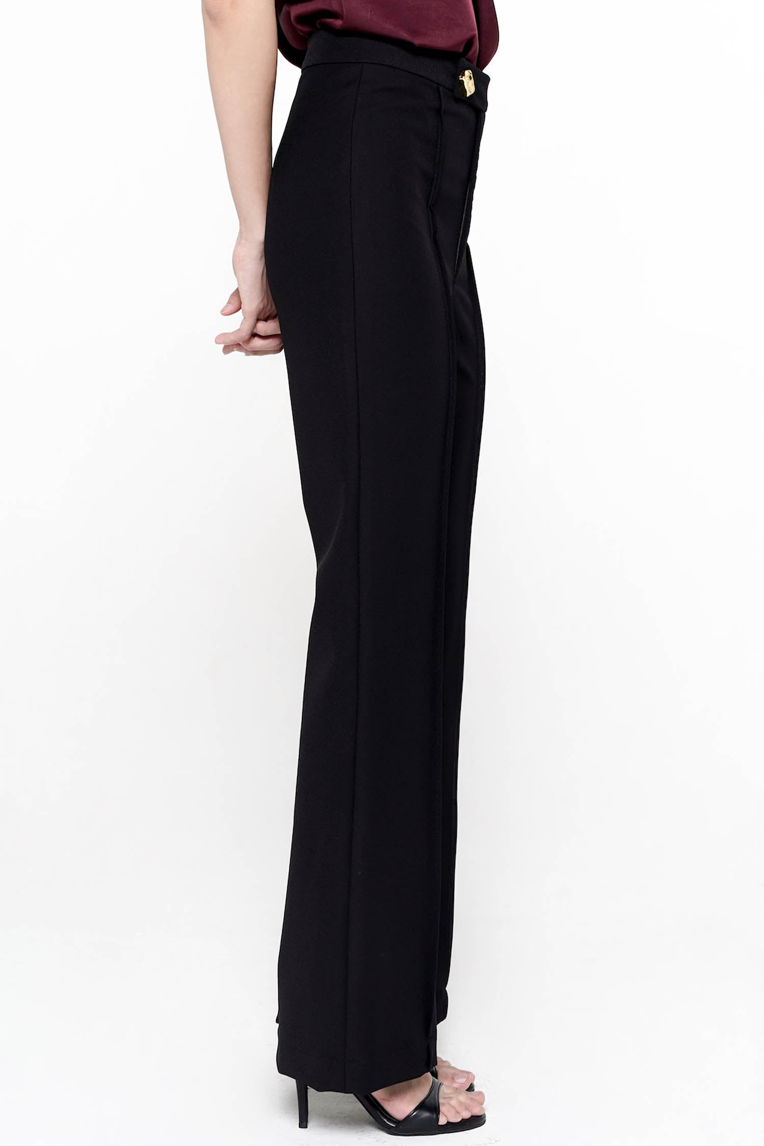 Thalune Trousers In Black