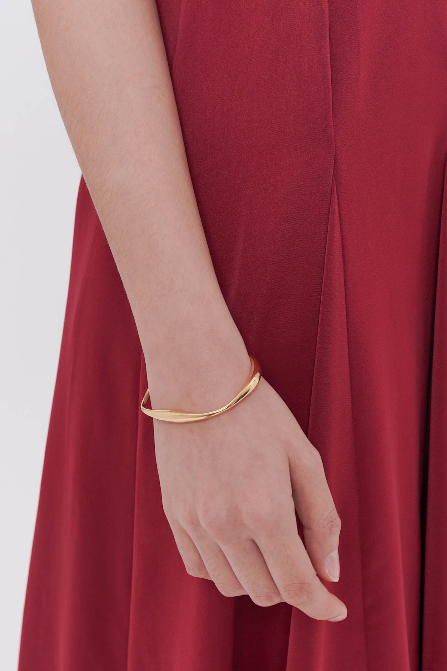 Maroni Bangle in Gold