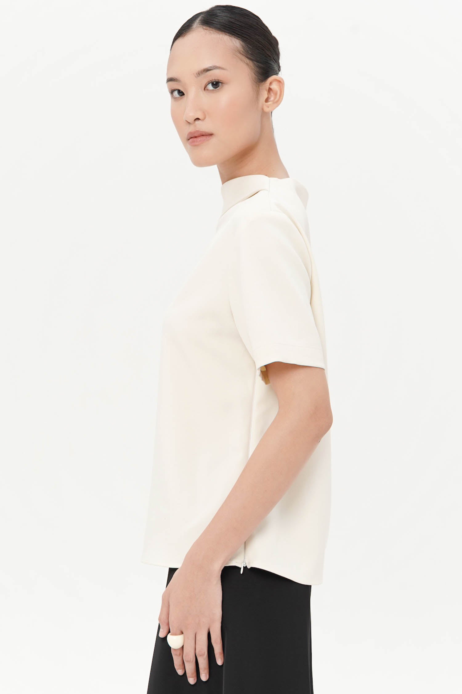 Auden Asymmetrical Blouse In Ivory