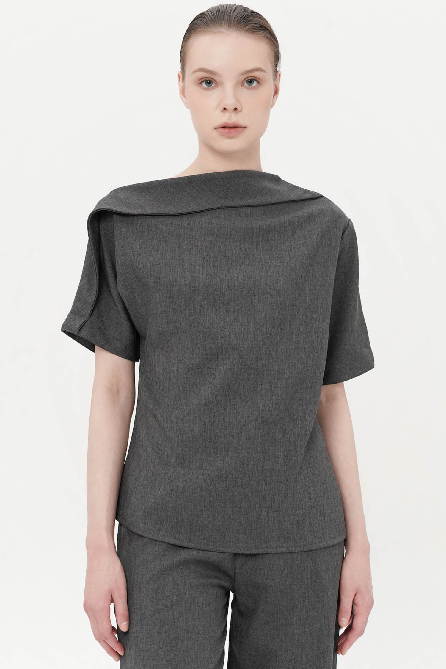 Auden Asymmetrical Blouse In Ash Grey