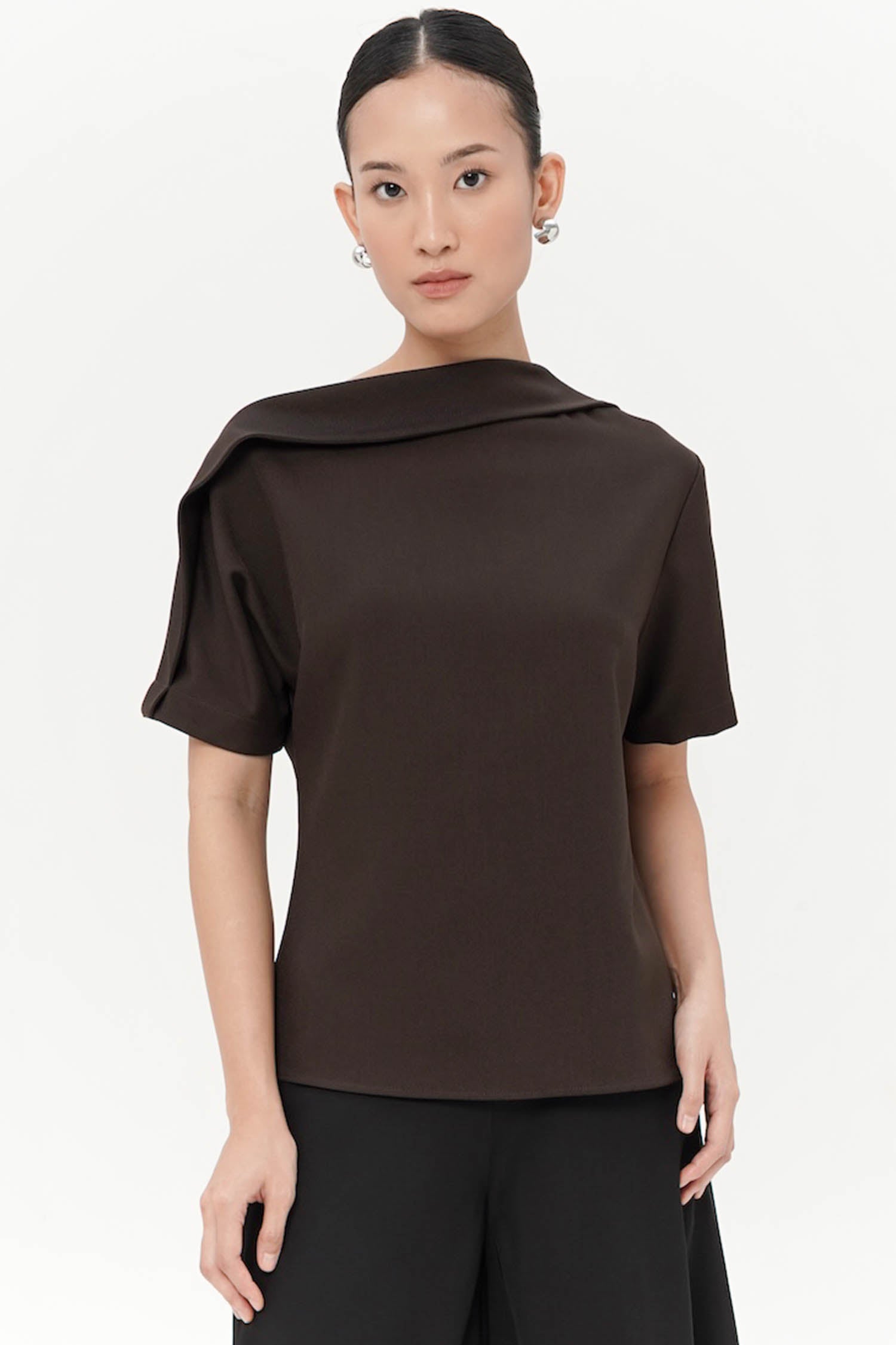 Auden Asymmetrical Blouse In Espresso