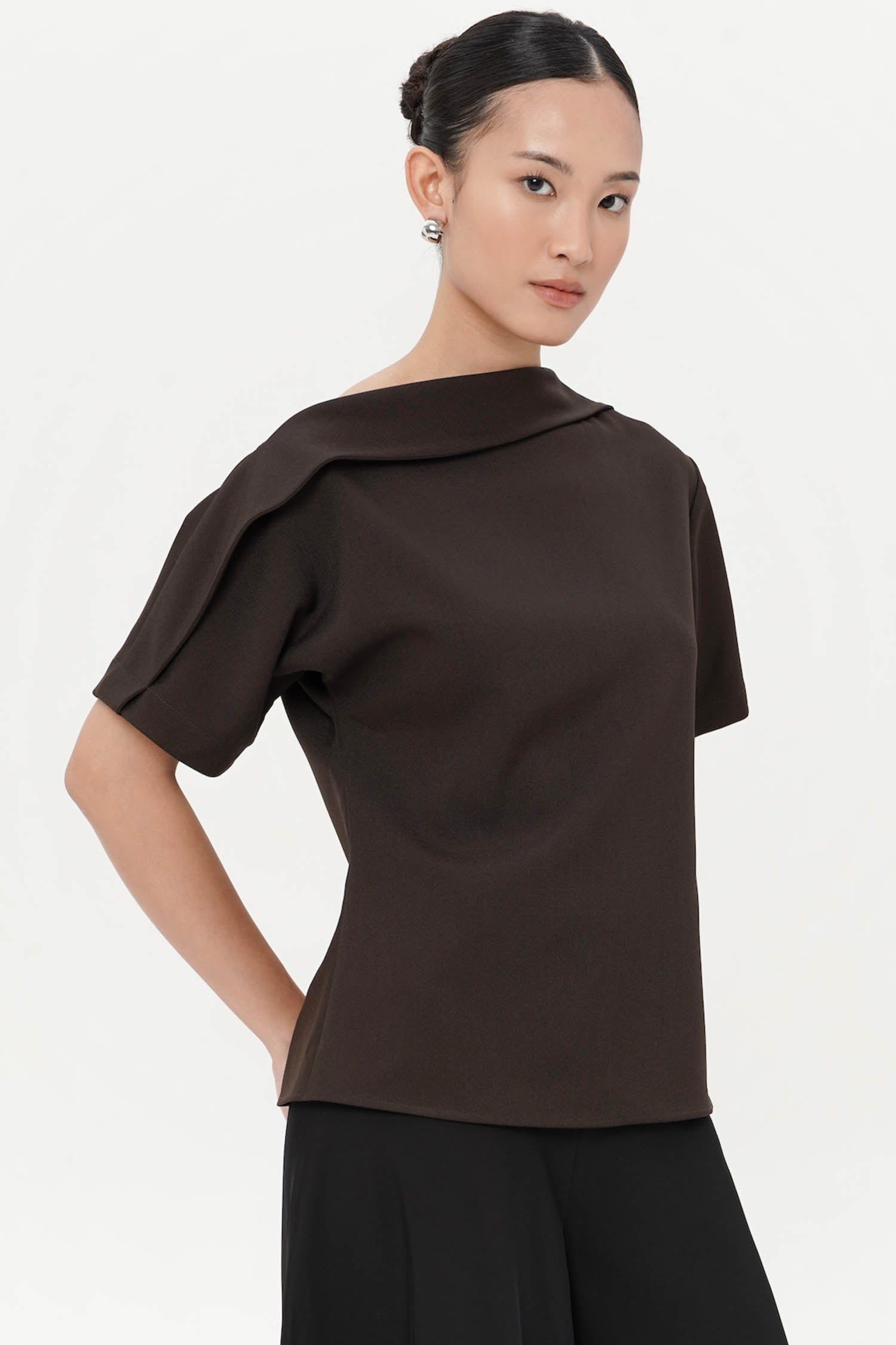 Auden Asymmetrical Blouse In Espresso