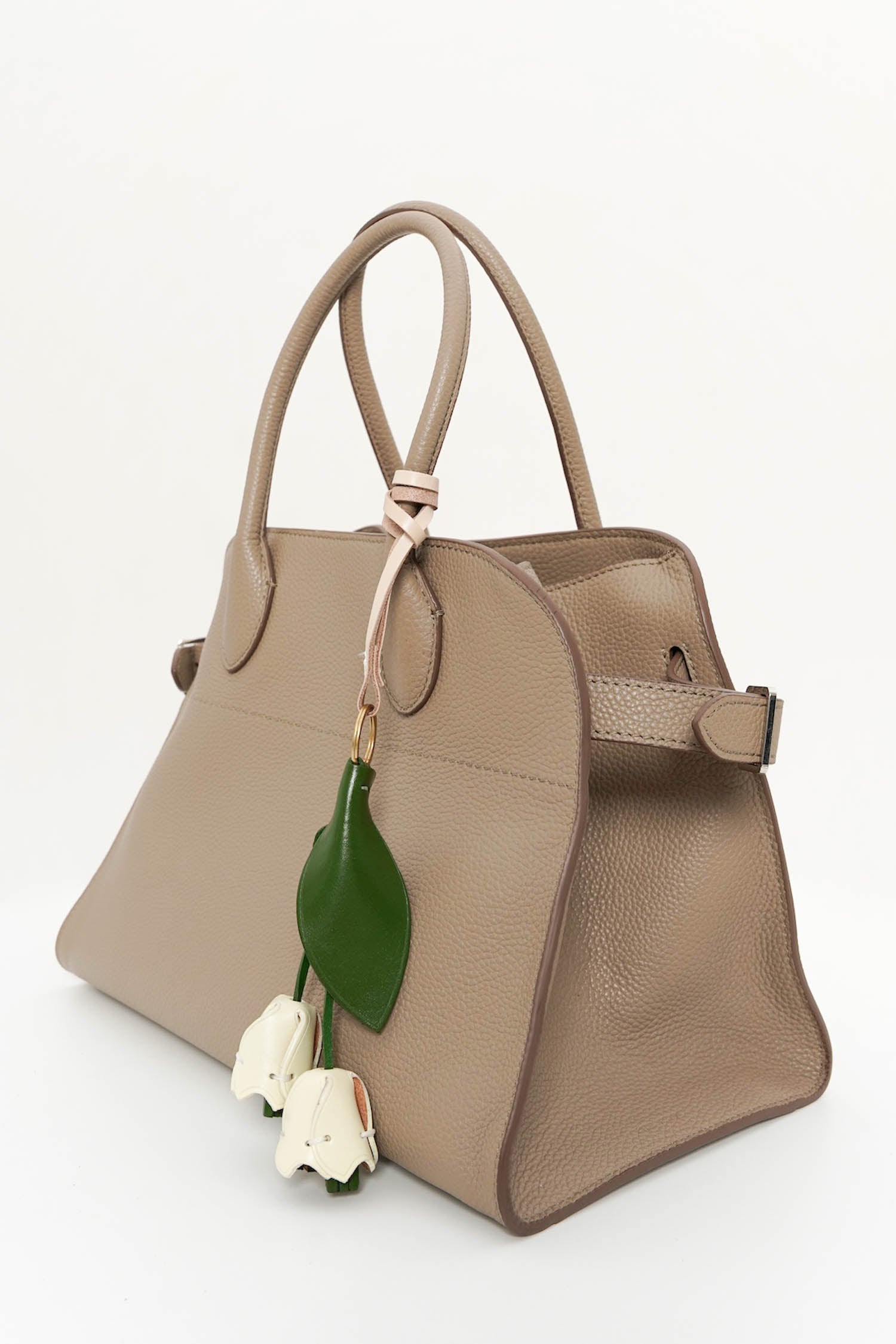 Tulip Petal Bloom Leather Charm In White