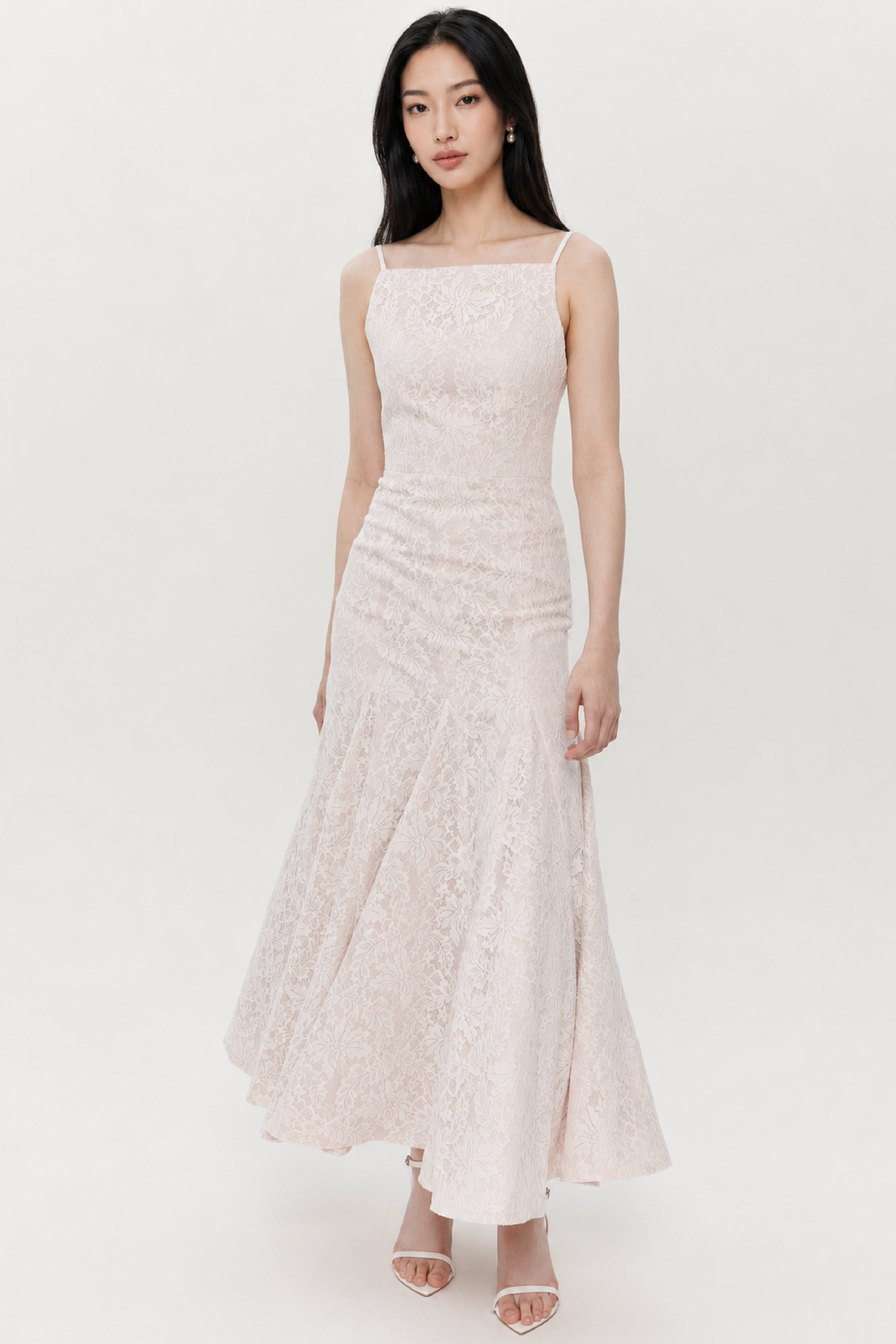 Iverly Dress In White