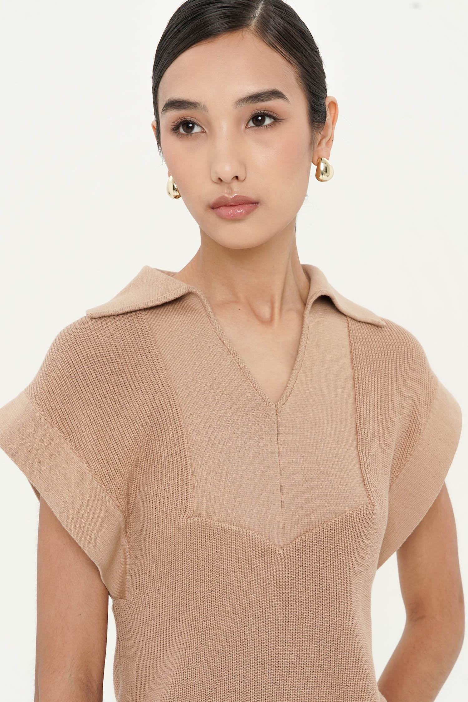 Pheby Essential Top In Camel