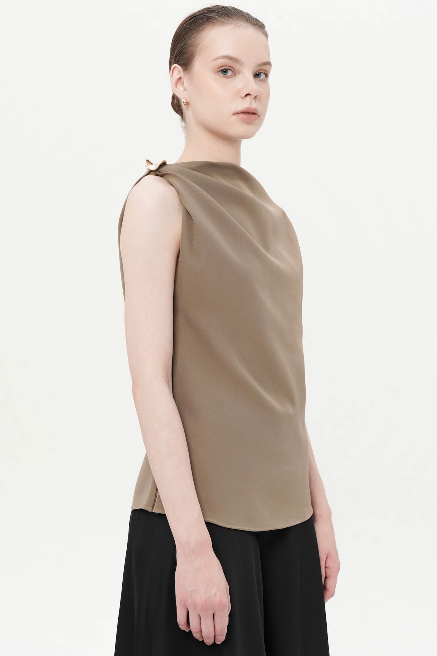 Ambrosia Drape Top In Mocha