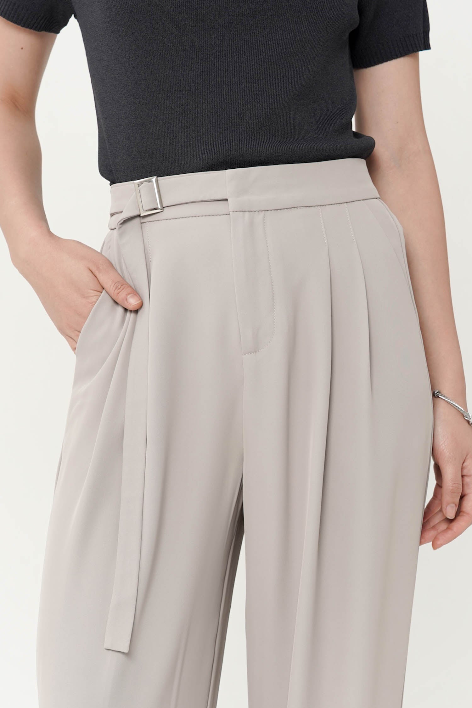 Cassidy Belted Trouser In Taupe