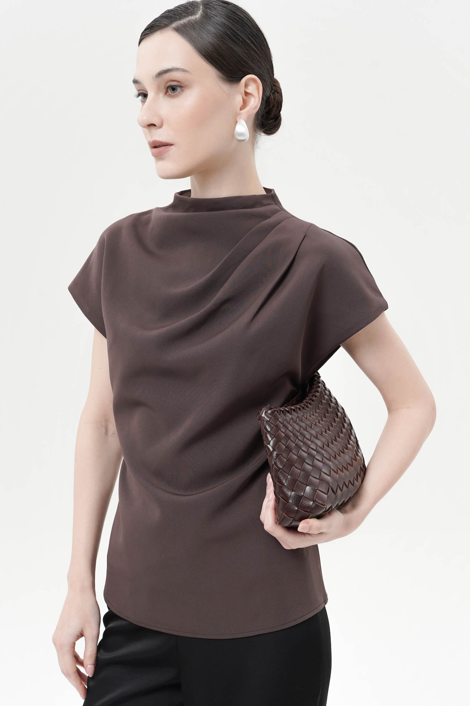 Aurena Drape Top In Espresso