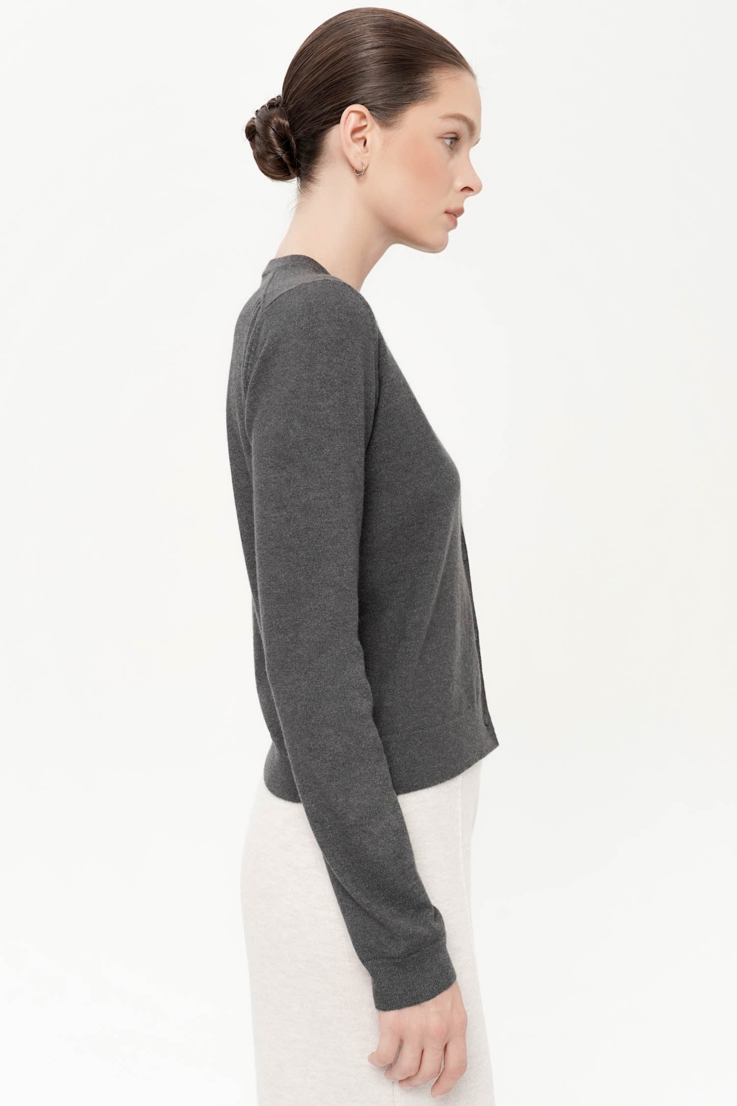 Seance Classic Cardigan In Dark Grey