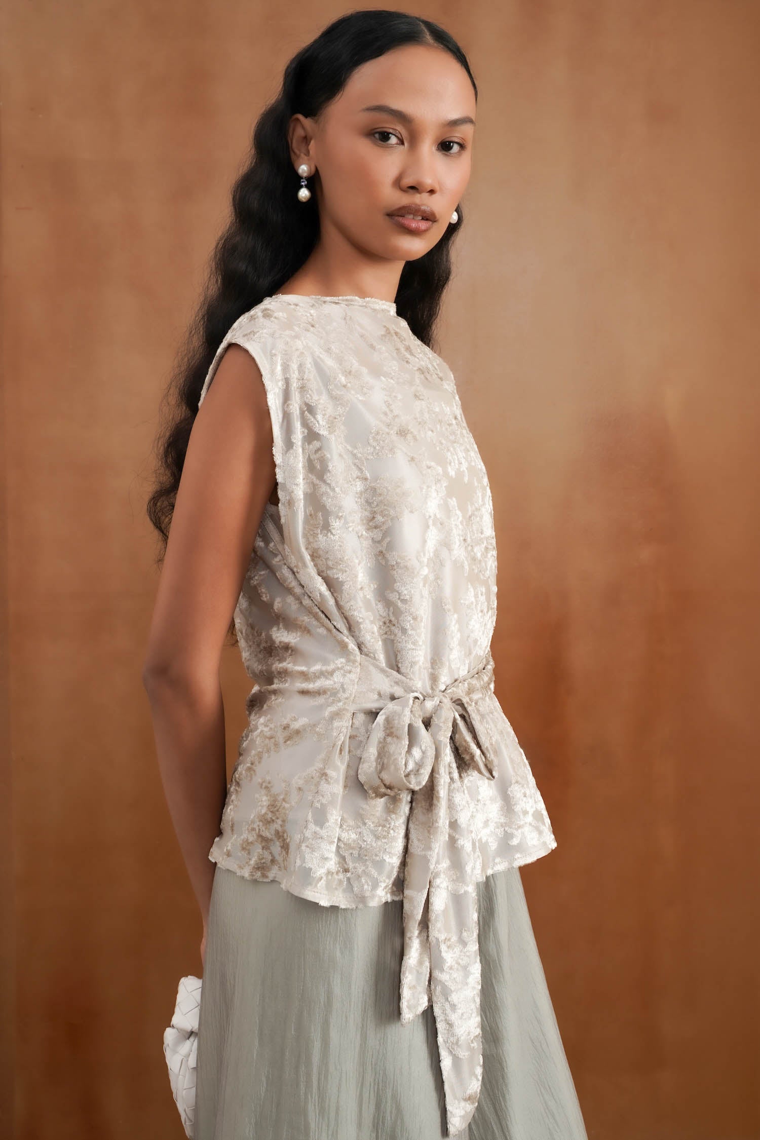 Jardin Velvet Two-Piece Top In Beige