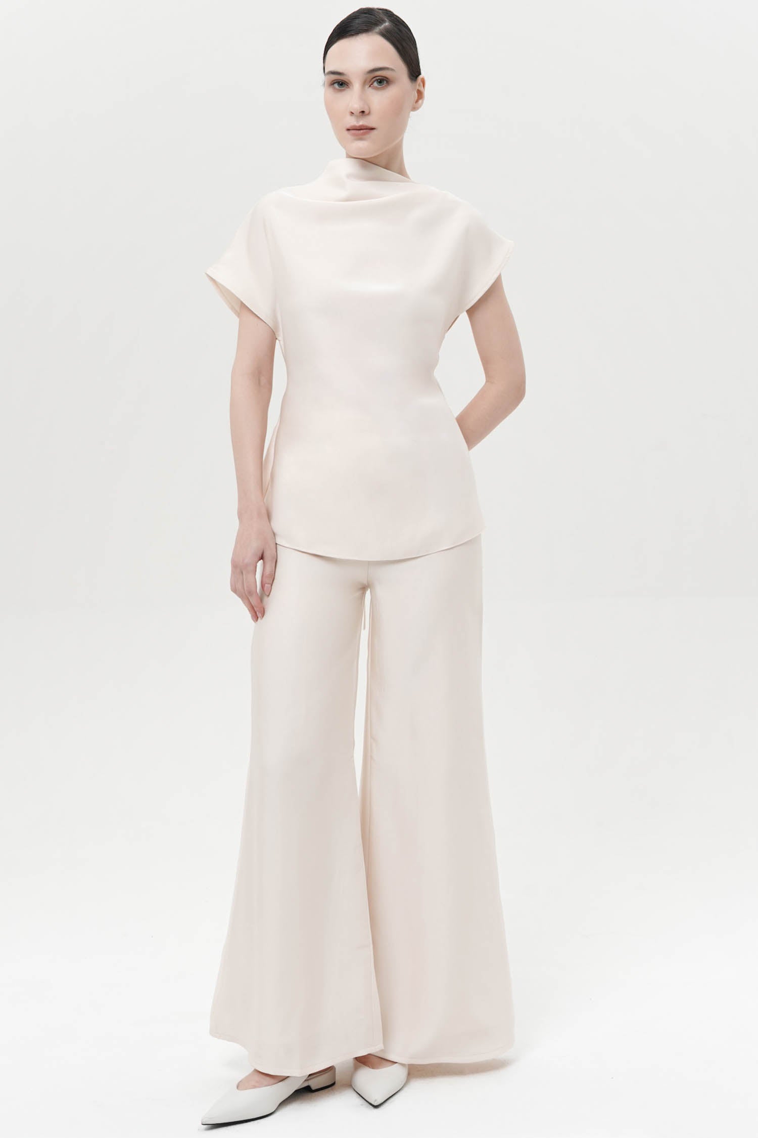 Salomi Drape Blouse In Porcelain