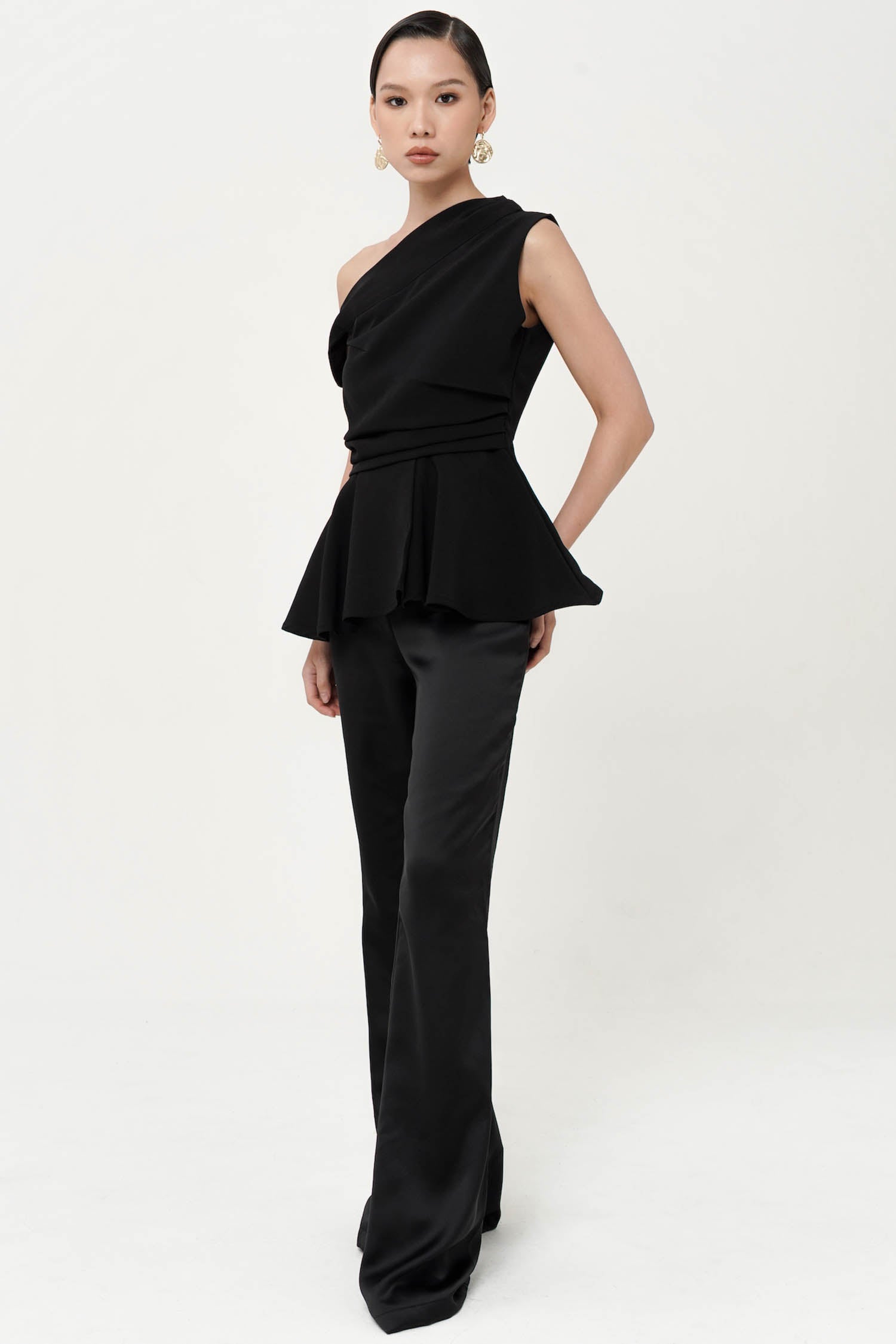 Justine Straight Pants in Black
