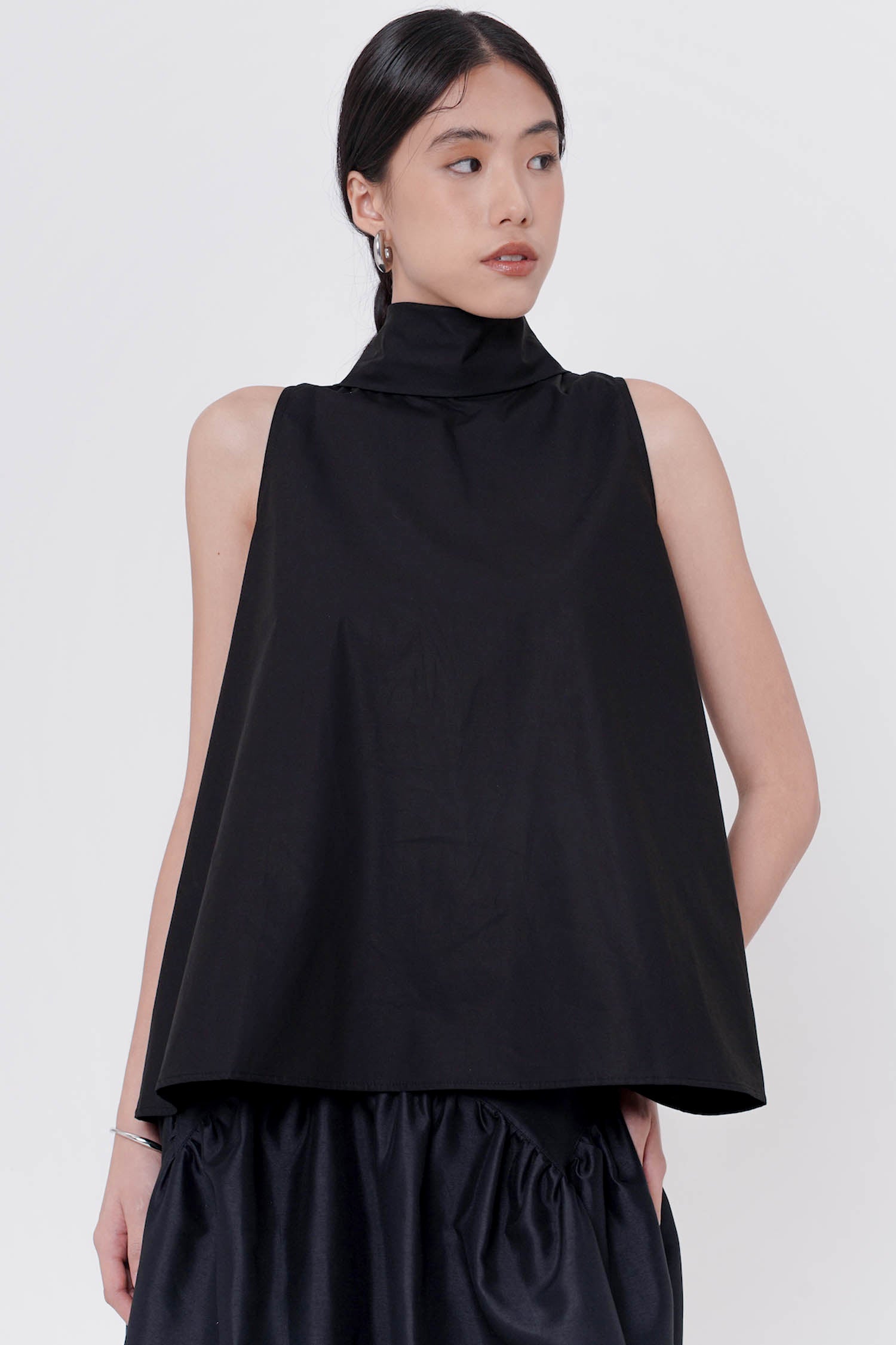 Bow Top In Black