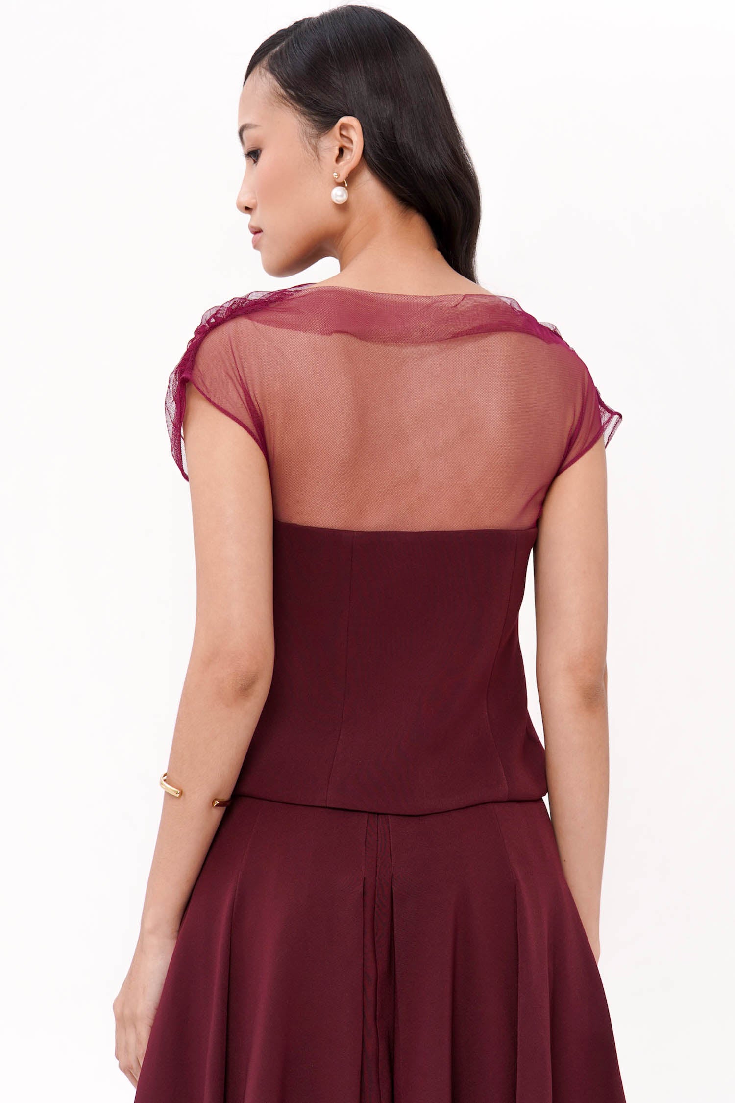 Amelle Mix Tulle Top In Burgundy