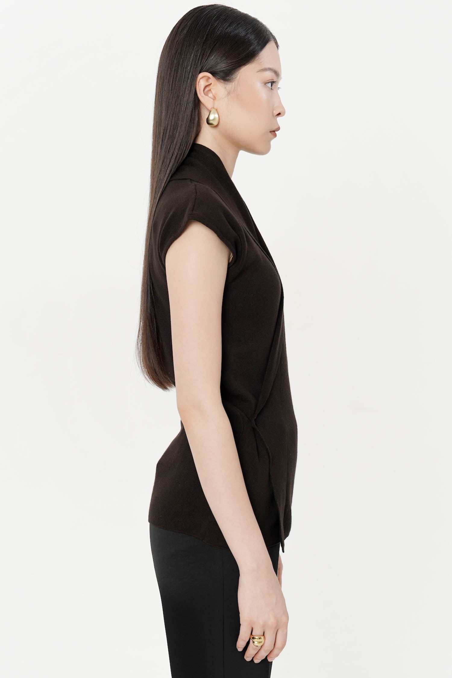 Caeluna Two-Way Knit Top In Espresso