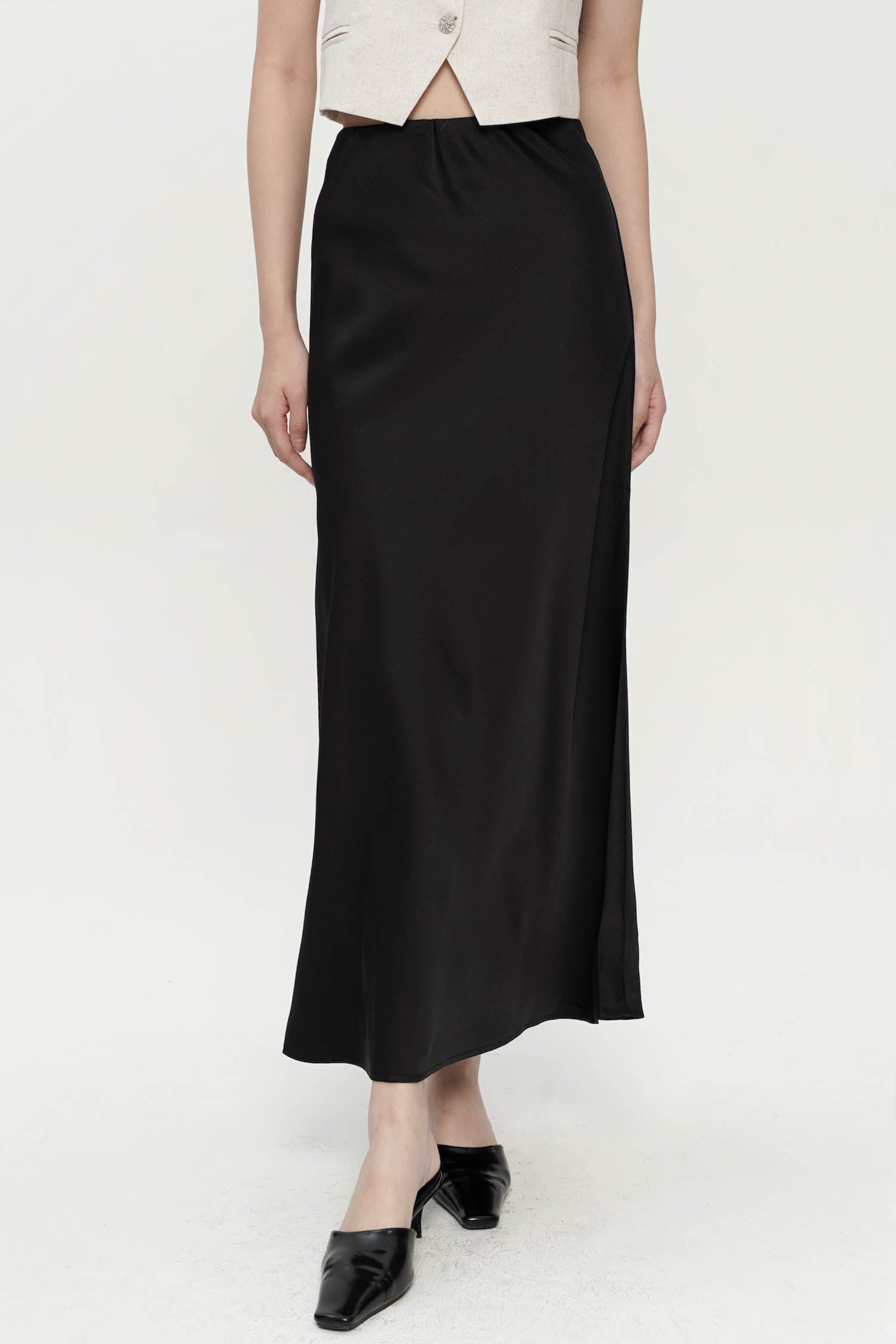Betsy Satin Maxi Skirt In Black