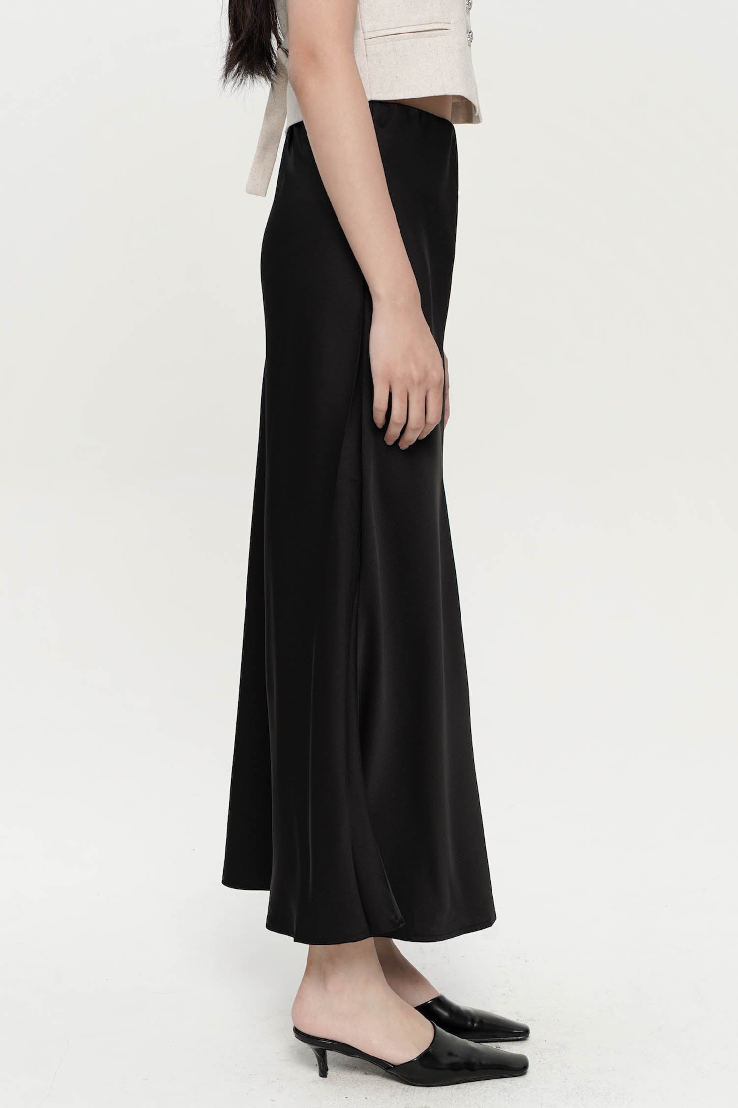 Betsy Satin Maxi Skirt In Black