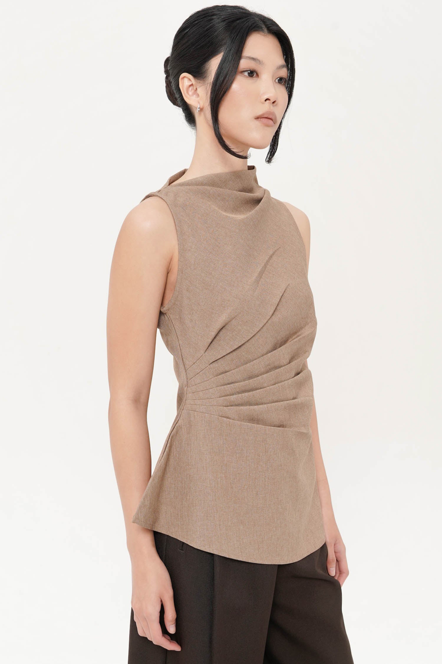 Vailla Cinched Top In Latte