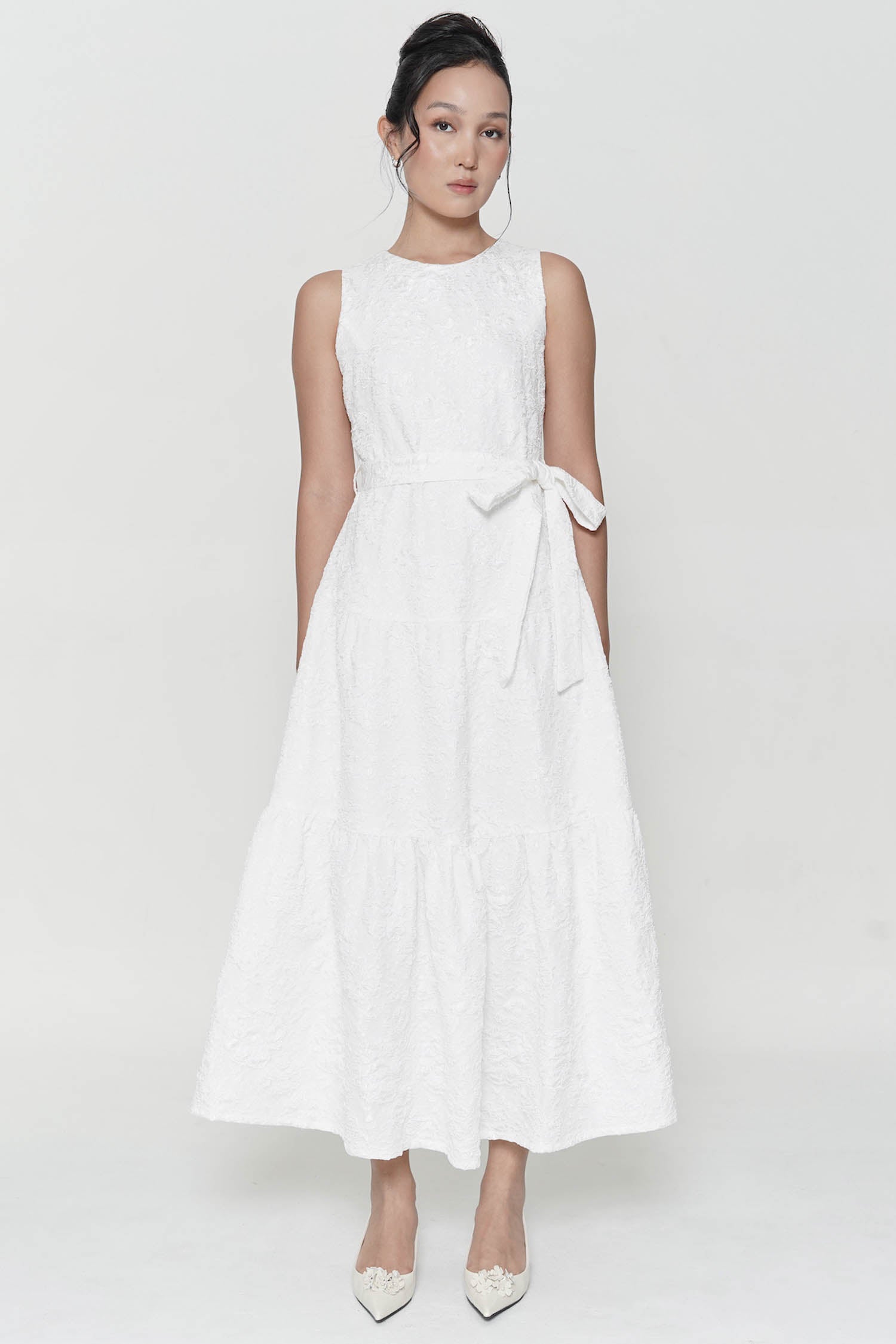 Debbie Jacquard Dress In Broken White (S LEFT)