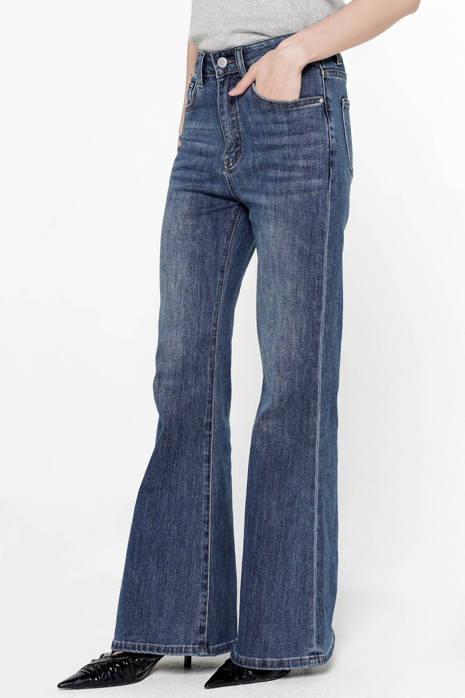 Cirino High-Waisted Flare Jeans In Dark Denim